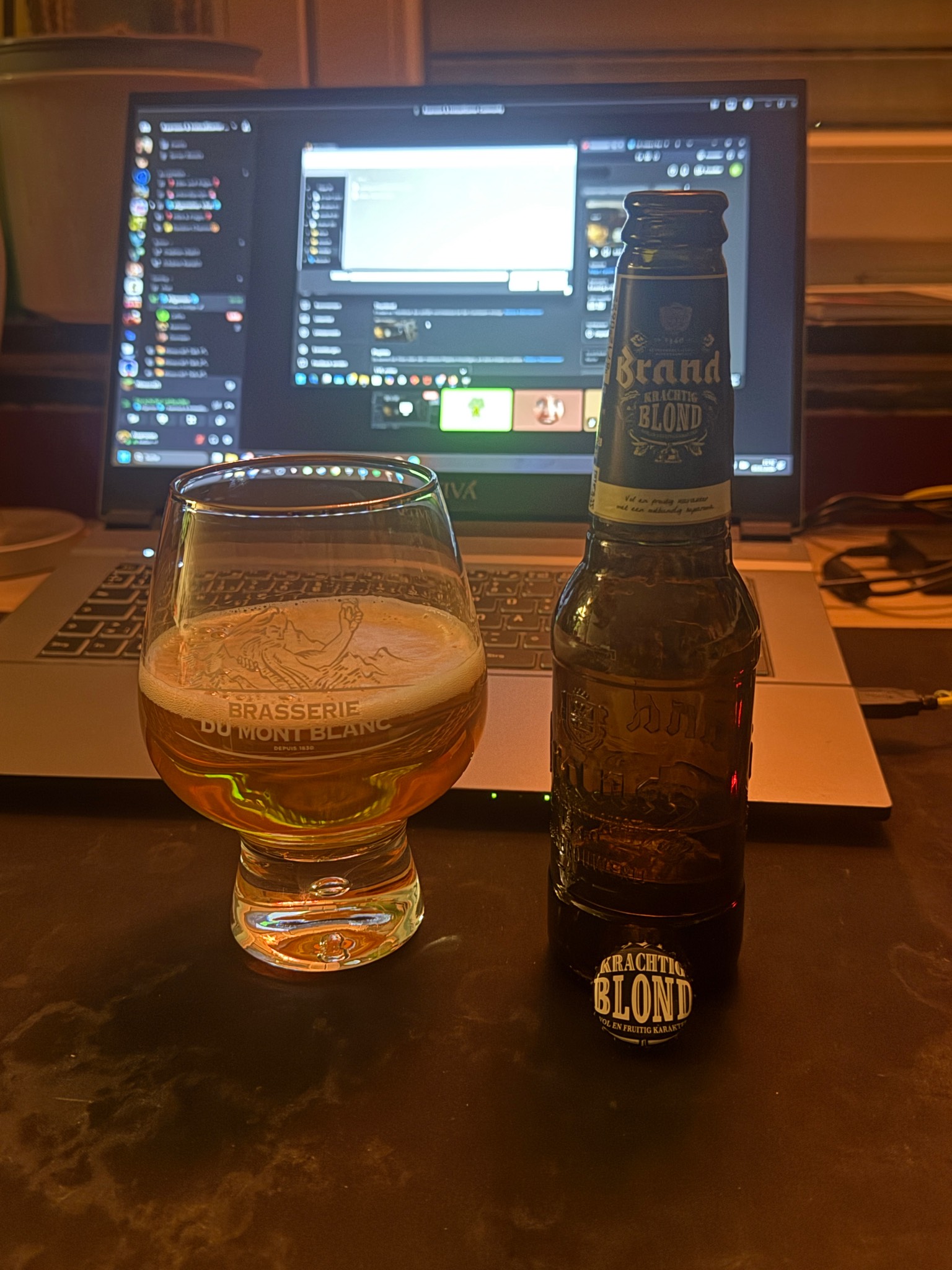 Krachtig Blond, Netherlands