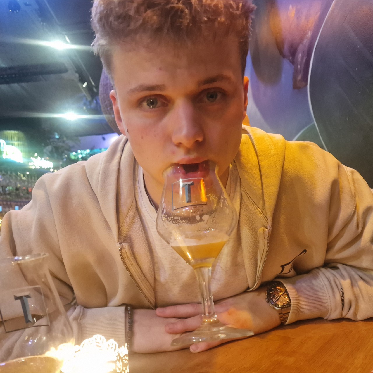 Van Moll Toewijding, Van Moll