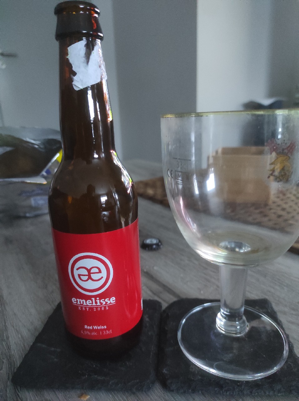 Red Weiss, Netherlands