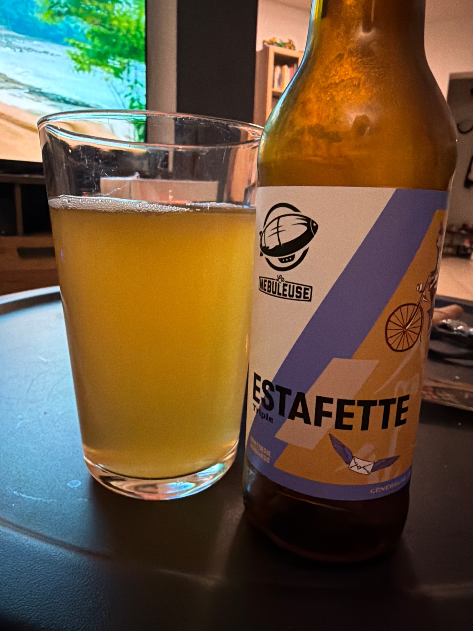 Estafette, La Nébuleuse