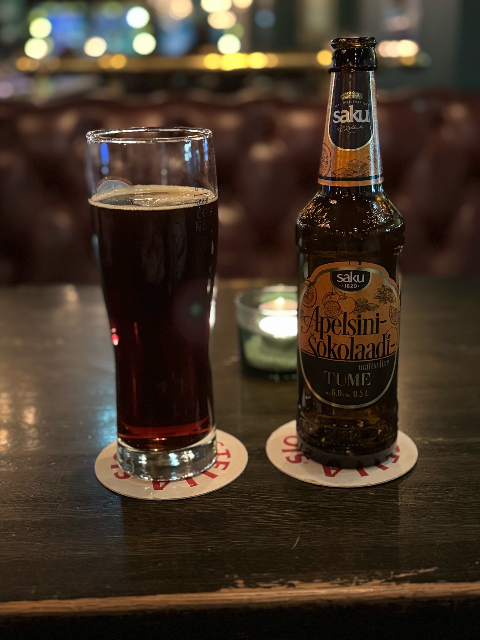 Apelsini-Šokolaadi Tume, Estonia