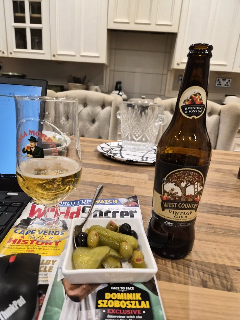 Woodgate Reserve West Country Vintage Cider, Lidl Stores UK