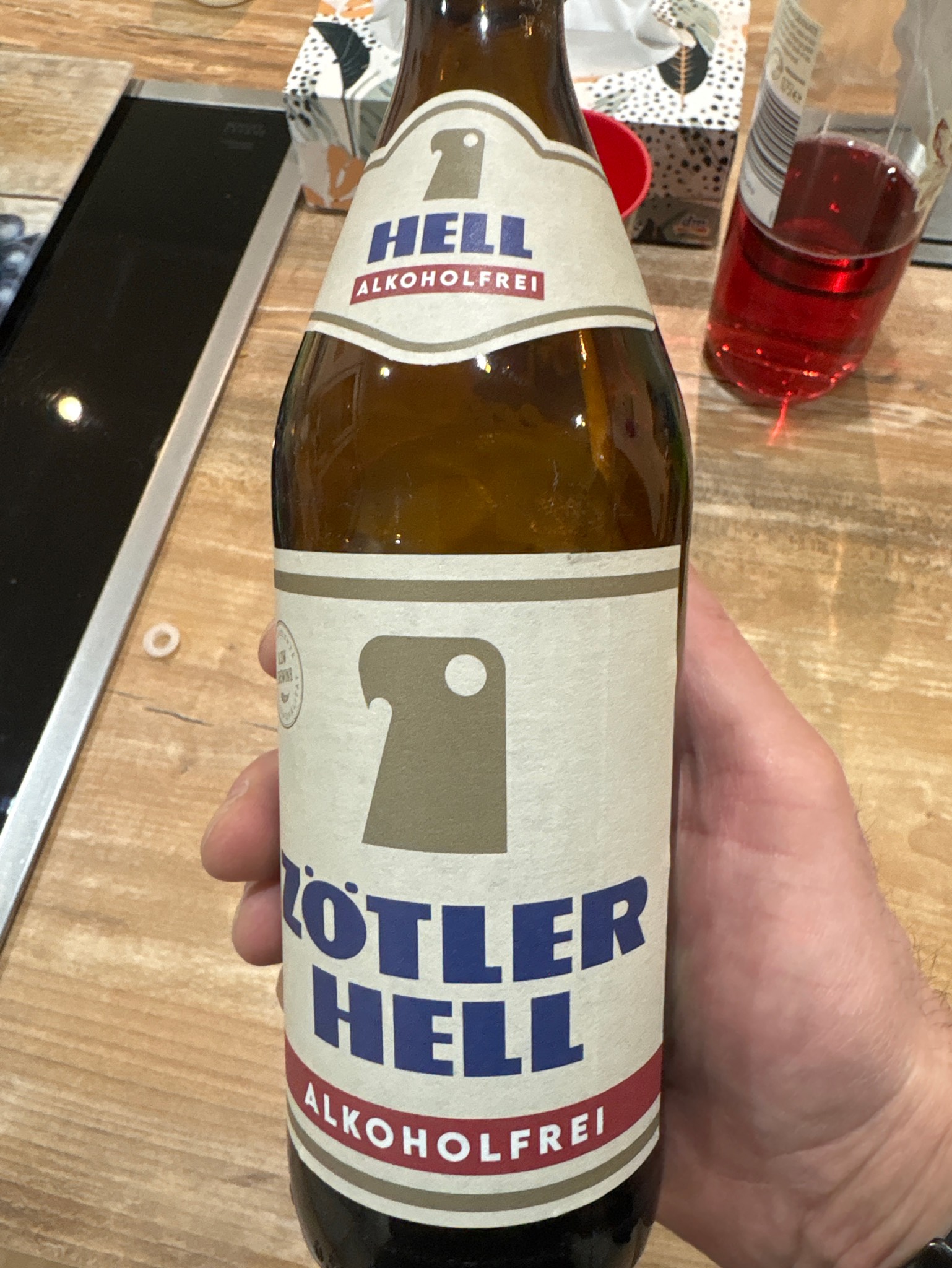 Zötler Hell Alkoholfrei, Privat-Brauerei Zötler
