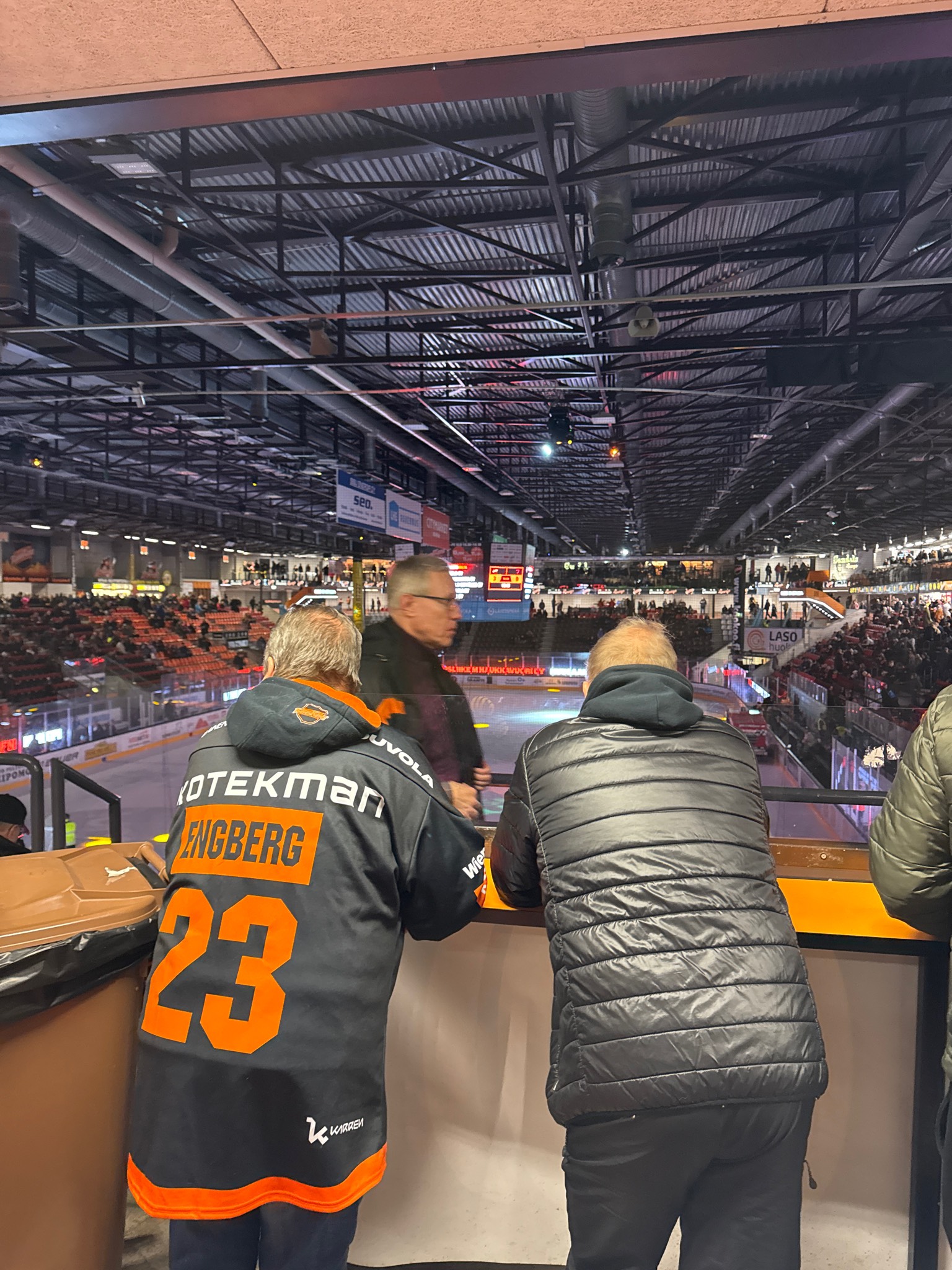 Hartwall Hard Seltzer päärynä, Finland