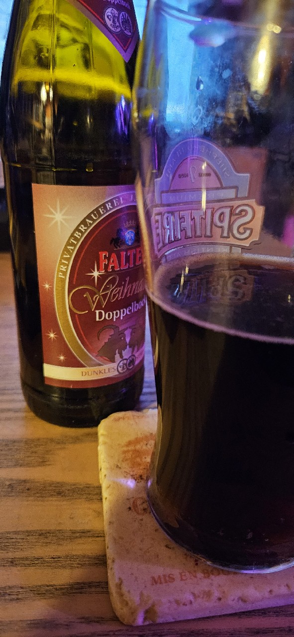 Falter Weihnachts Doppelbock, Privatbrauerei J.B. Falter Regen KG