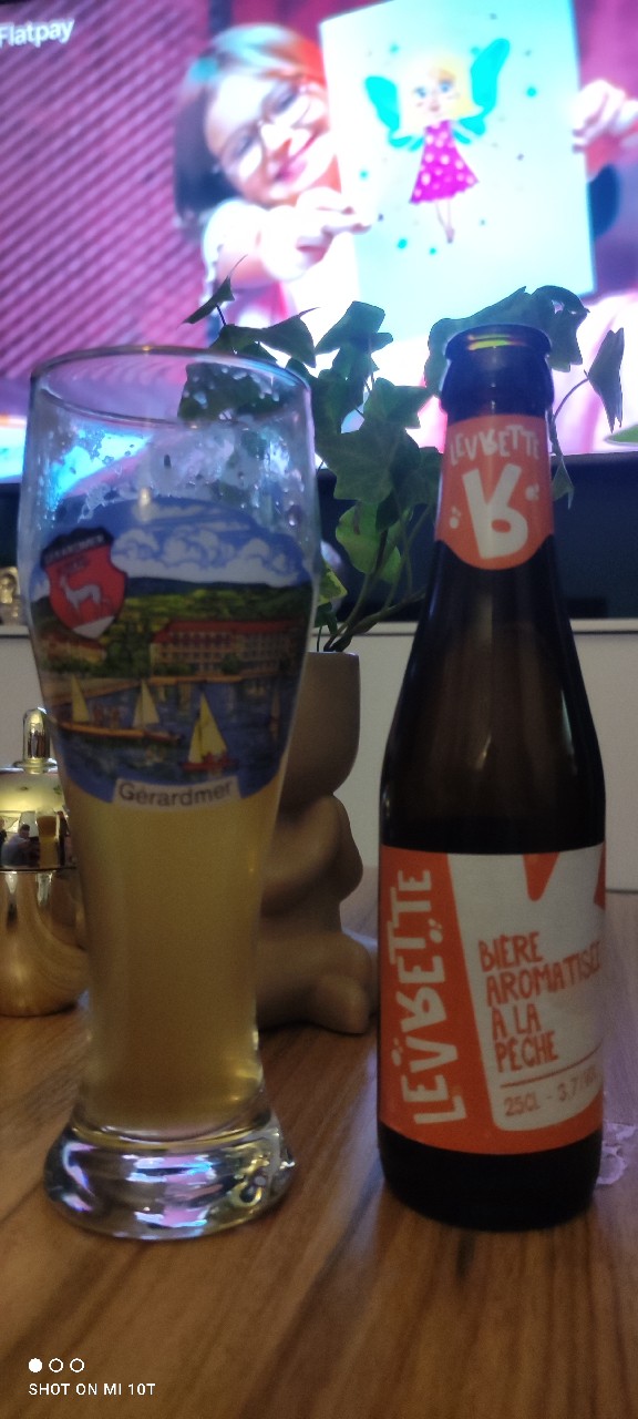 Levrette Pêche, Bières Levrette