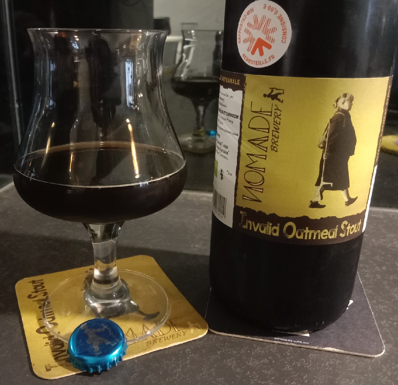 Invalid Oatmeal Stout, Nomade Brewery