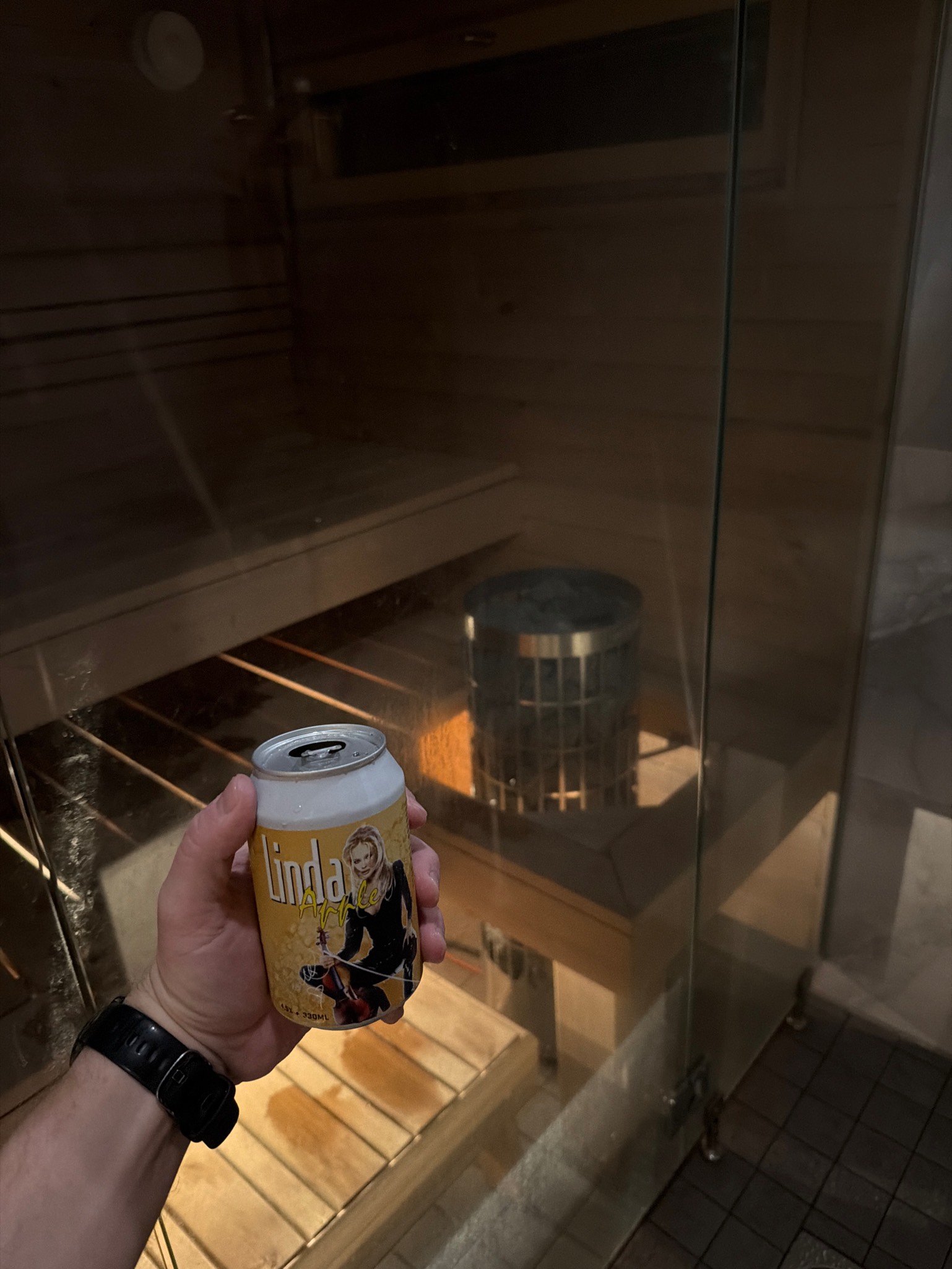 Linda Apple, Tornion Panimo