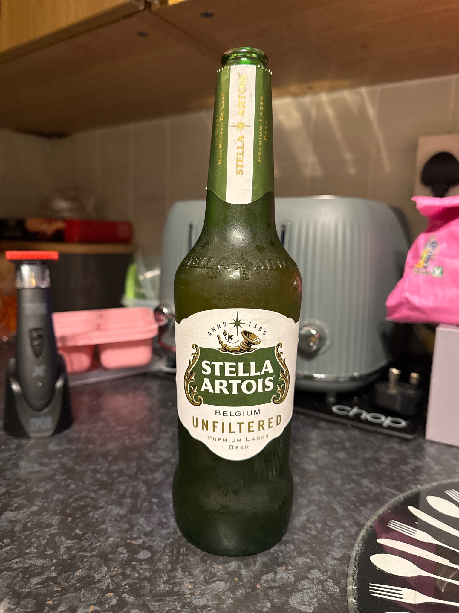 Stella Artois Unfiltered, Stella Artois (AB InBev)