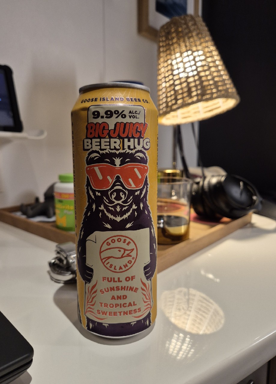 Big Juicy Beer Hug, Goose Island Beer Company (AB-InBev)