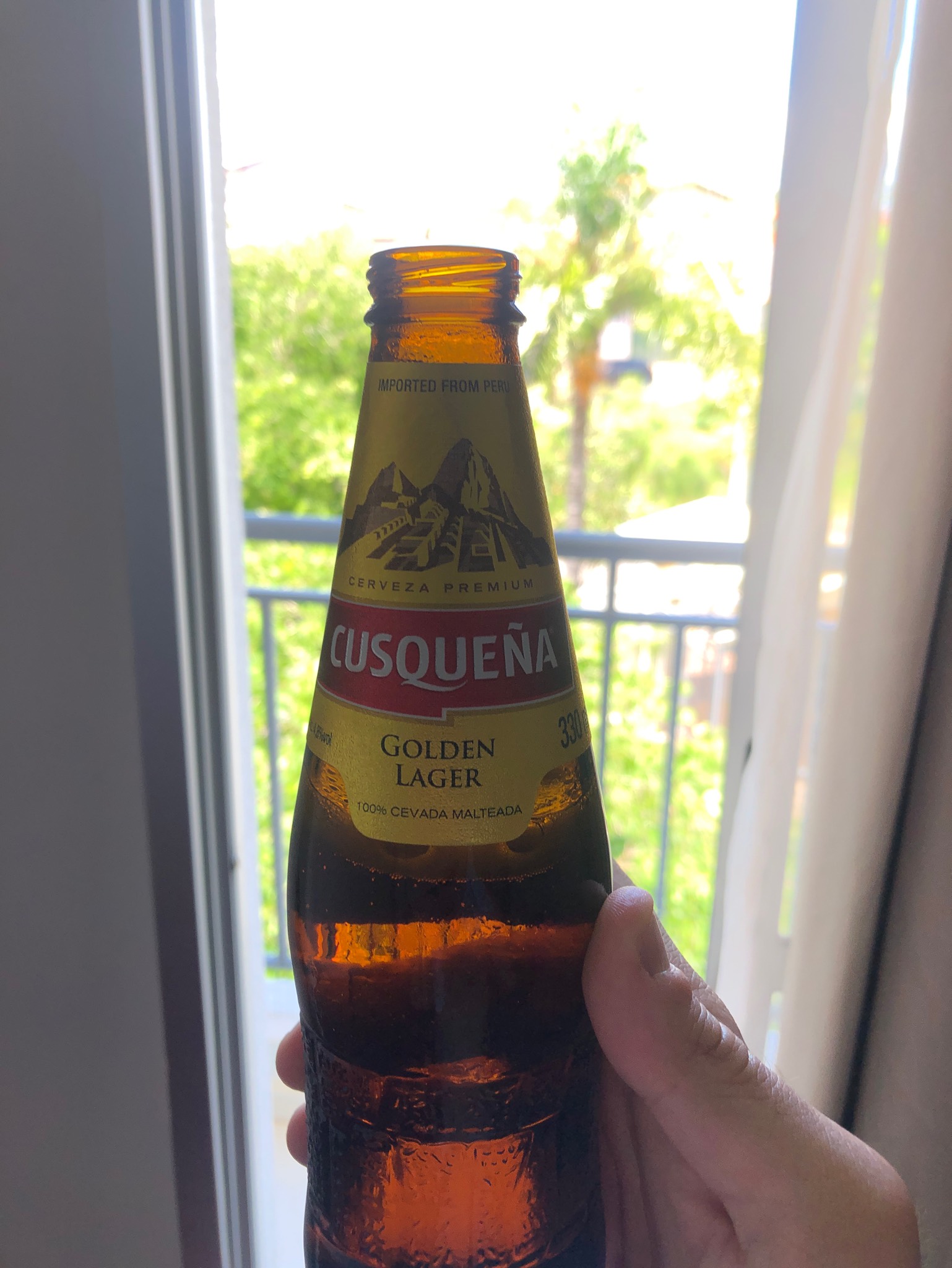 Cusqueña Dorada / Golden Lager, Unión de Cervecerías Peruanas Backus y Johnston (ABInBev)