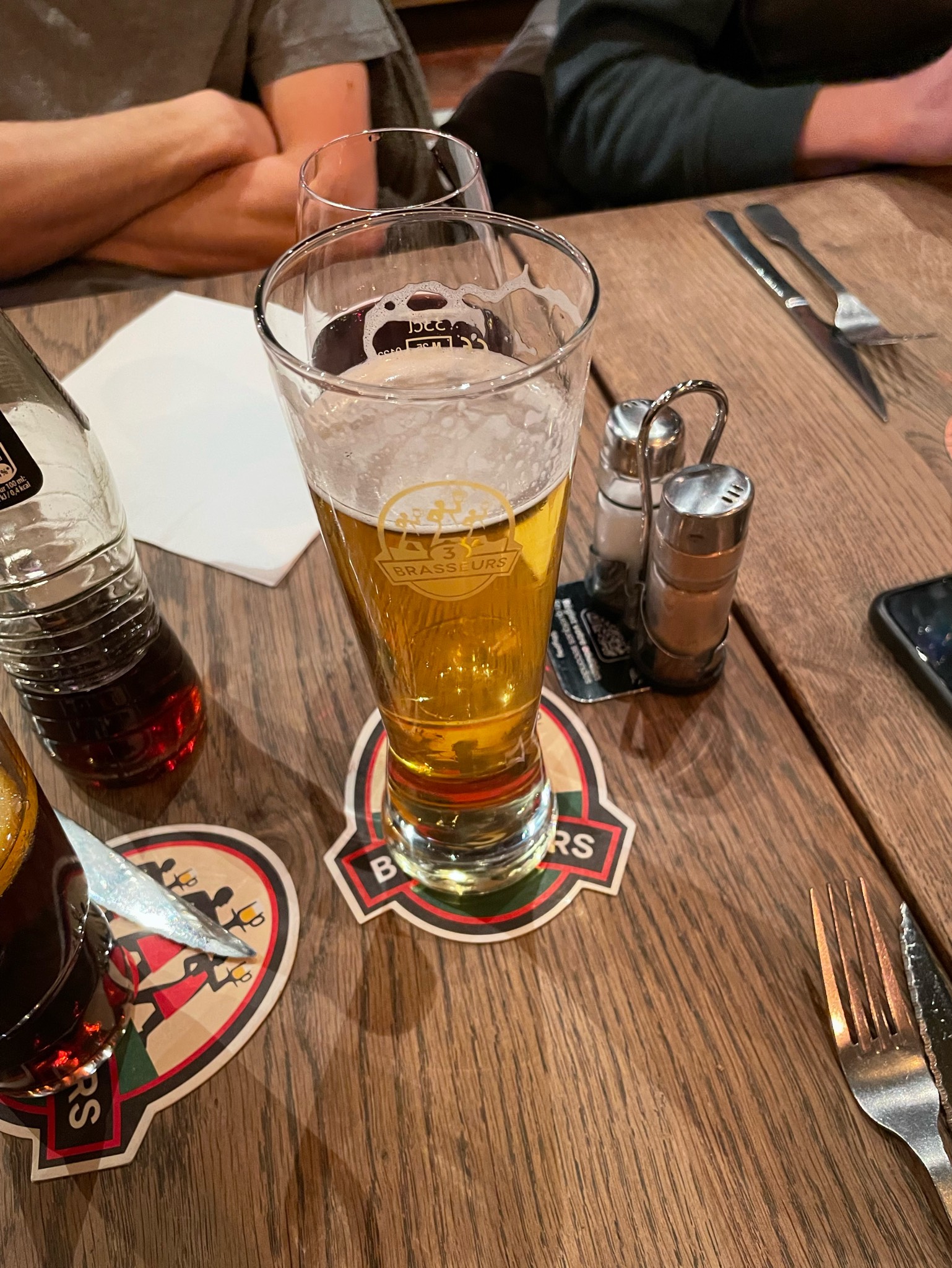 3 Brasseurs Blonde, Les 3 Brasseurs / The 3 Brewers