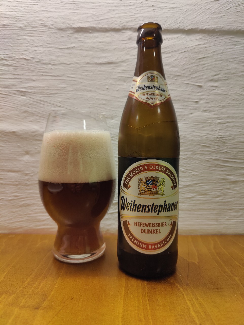 Weihenstephaner Hefeweissbier Dunkel, Bayerische Staatsbrauerei Weihenstephan