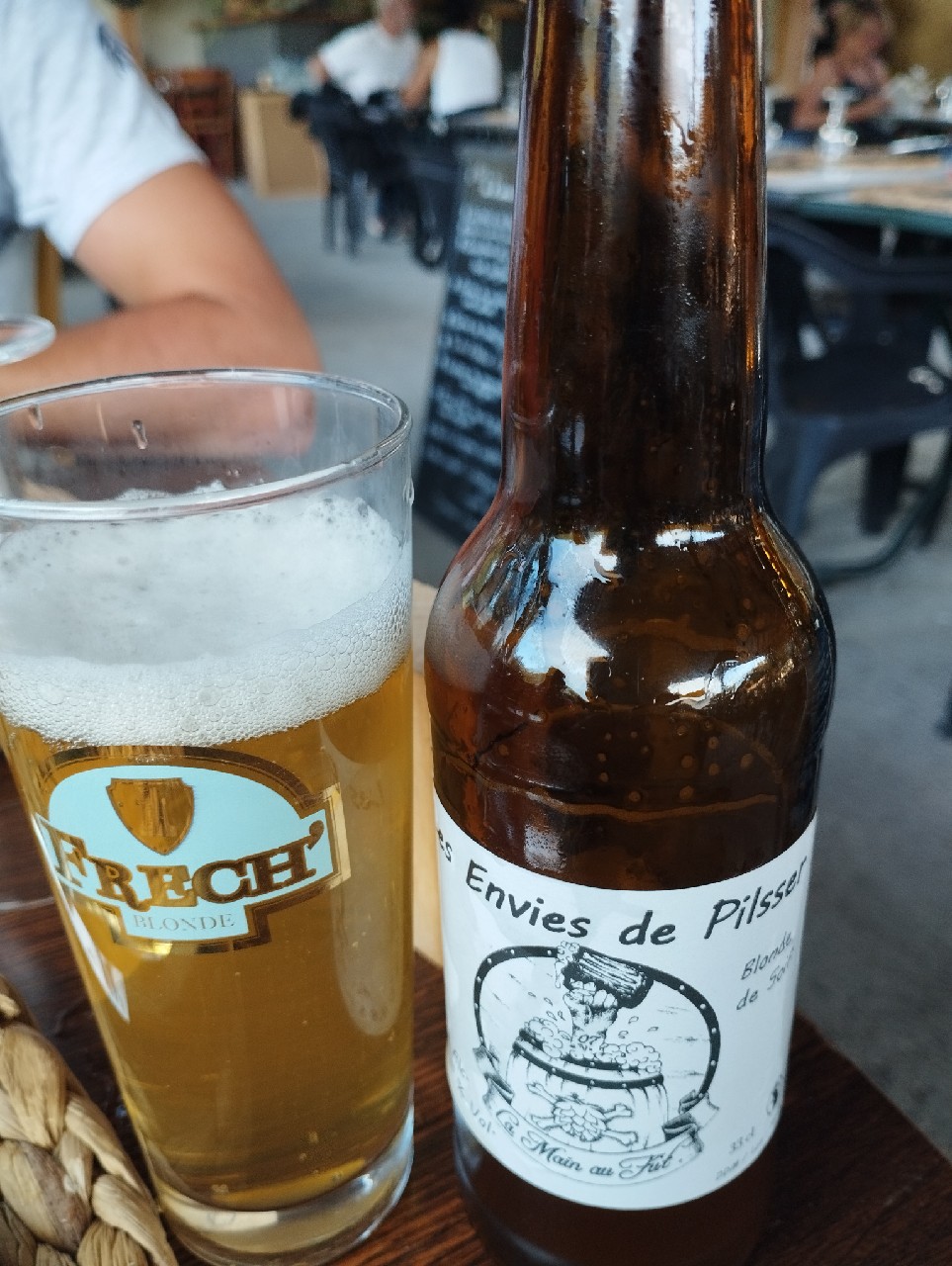 Les Envies De Pilsser, La Main Au Fût