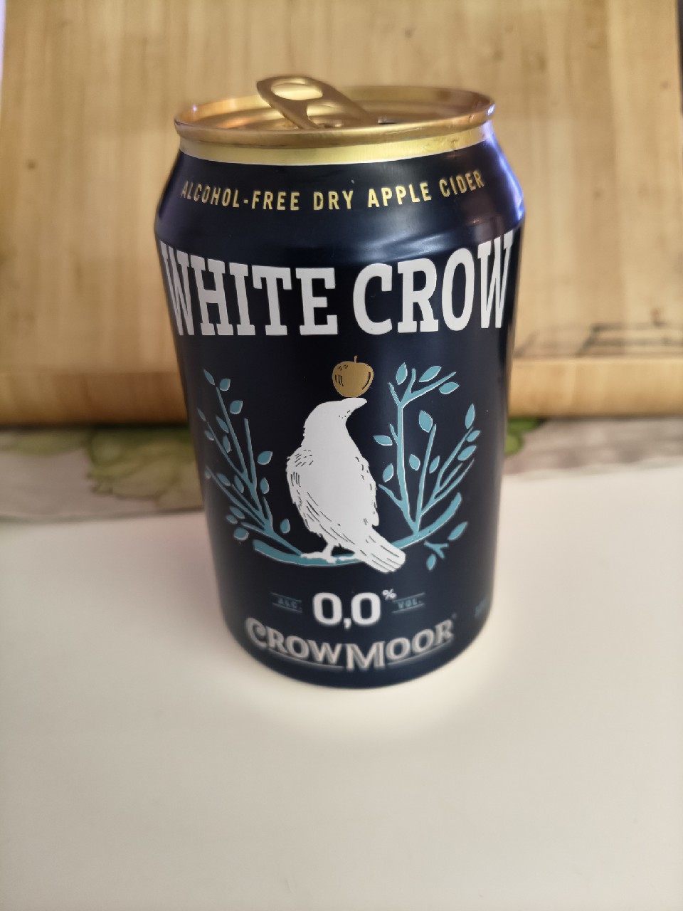 Crowmoor White Crow Dry Apple 0.0%, Sinebrychoff (Carlsberg Group)