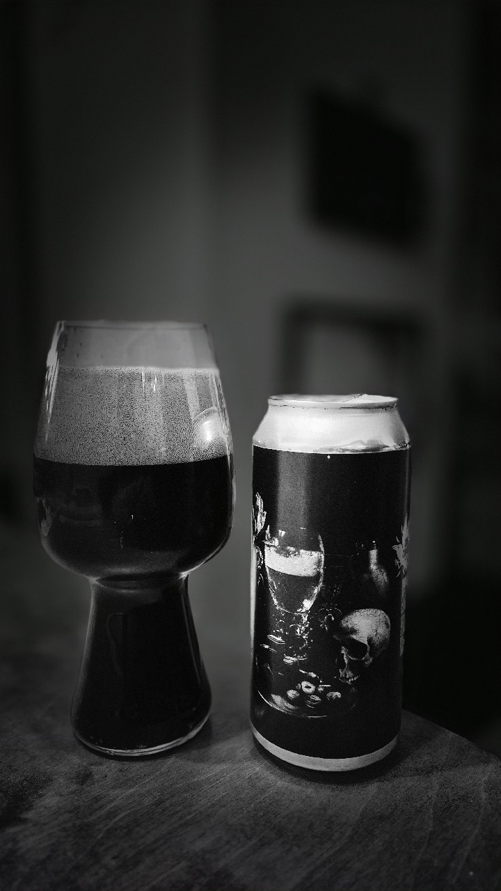 Still Life With Stout And Some Other Stuff, Dois Corvos Cervejeira