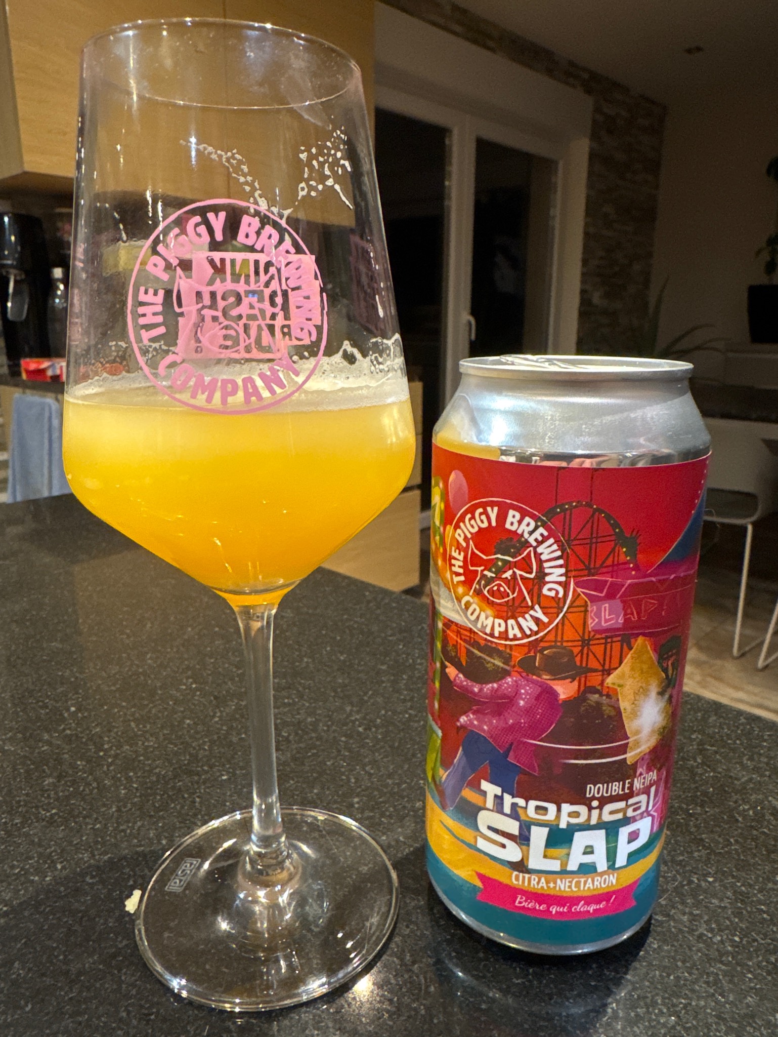 Tropical Slap, France