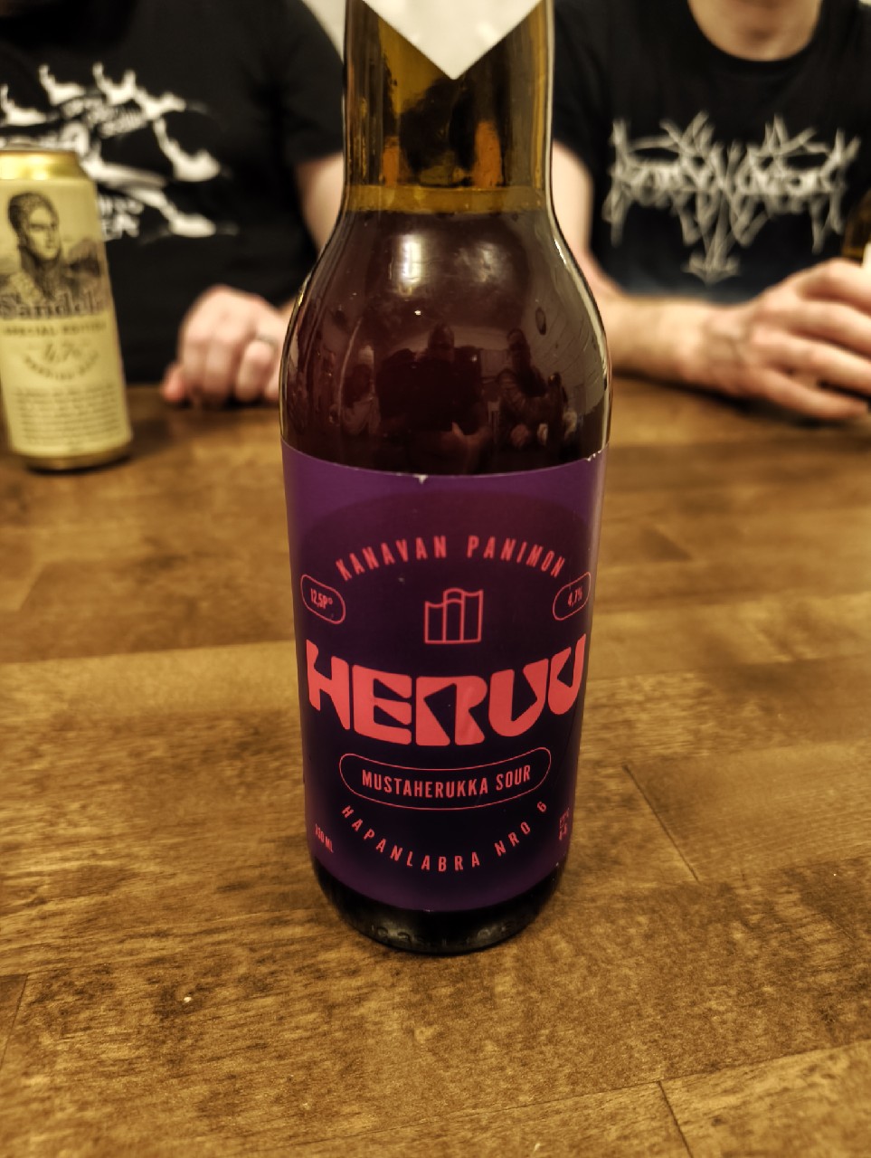Heruu Mustaherukka Sour (Hapanlabra Nro 6), Finland