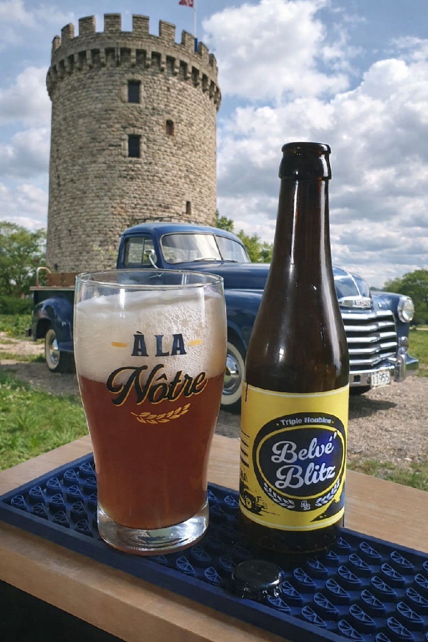Belvé' Blitz, Brasserie De La Couronne