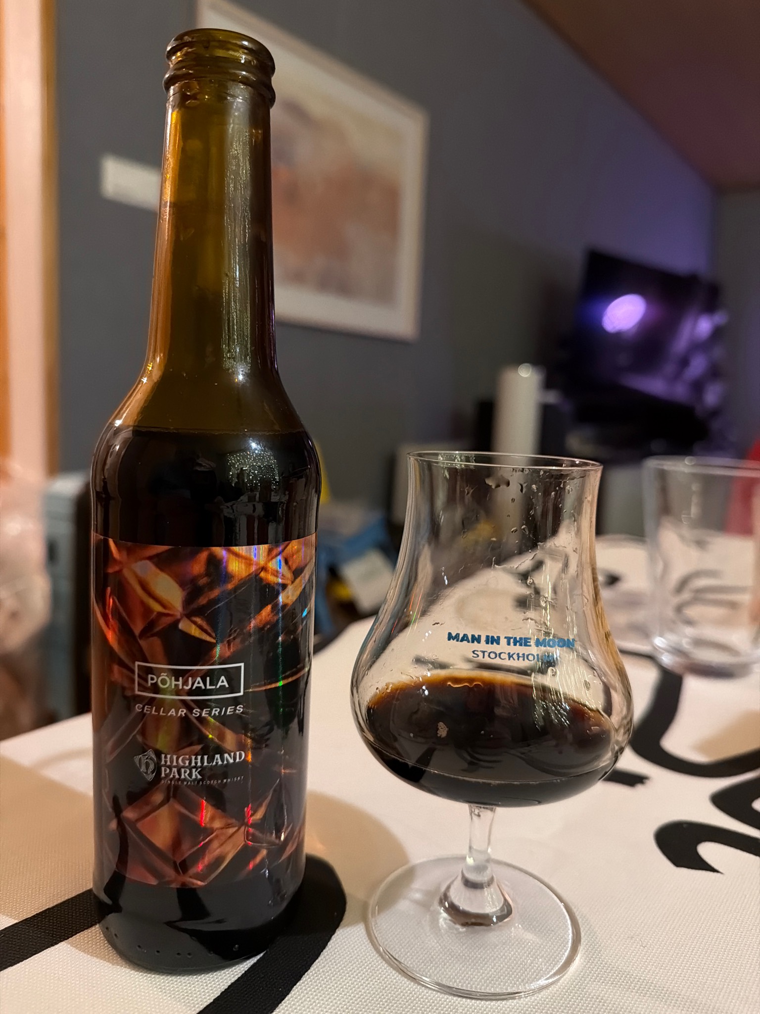 Frændi (Cellar Series), Estonia