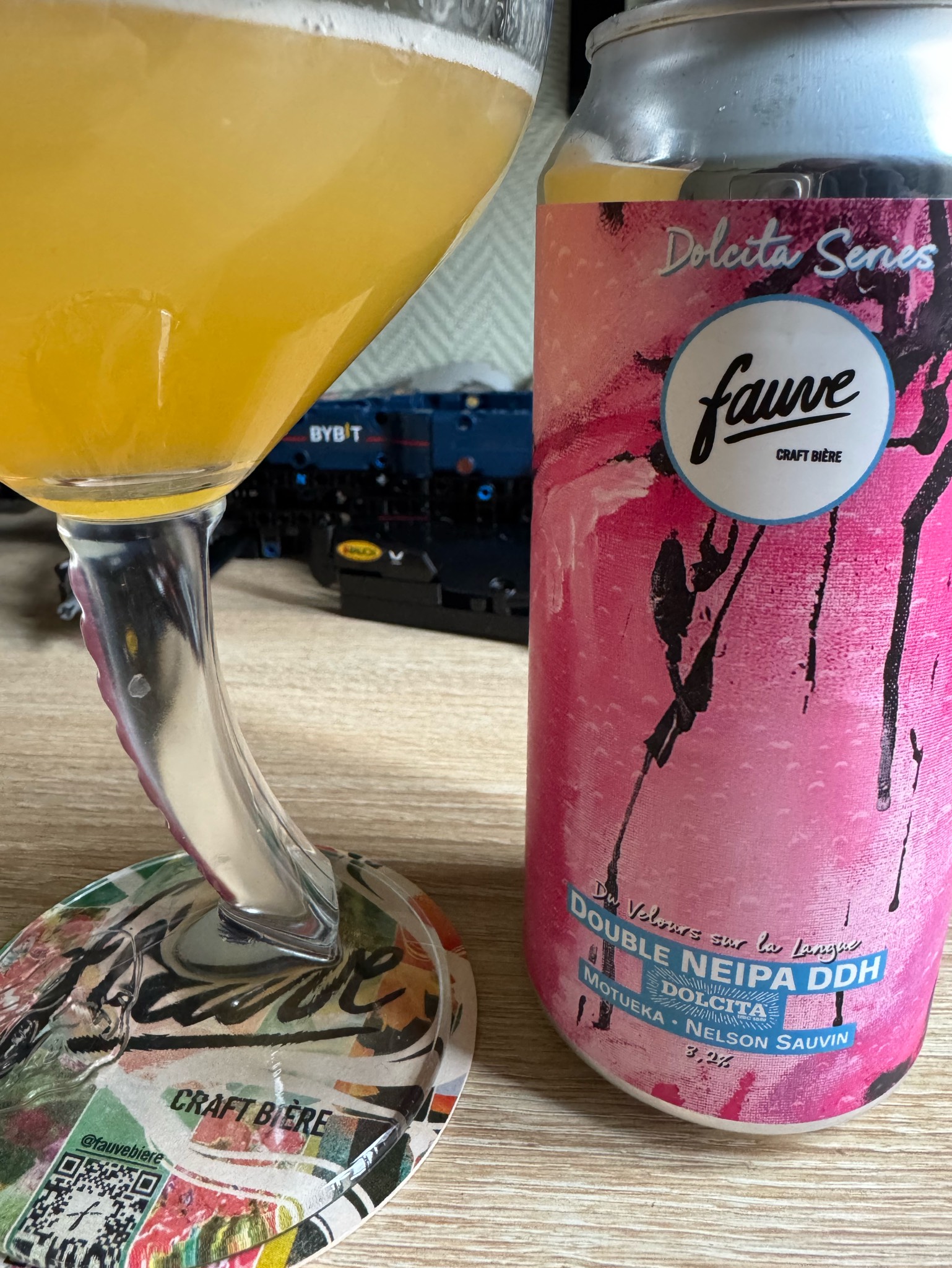 Du Velours Sur La Langue, France