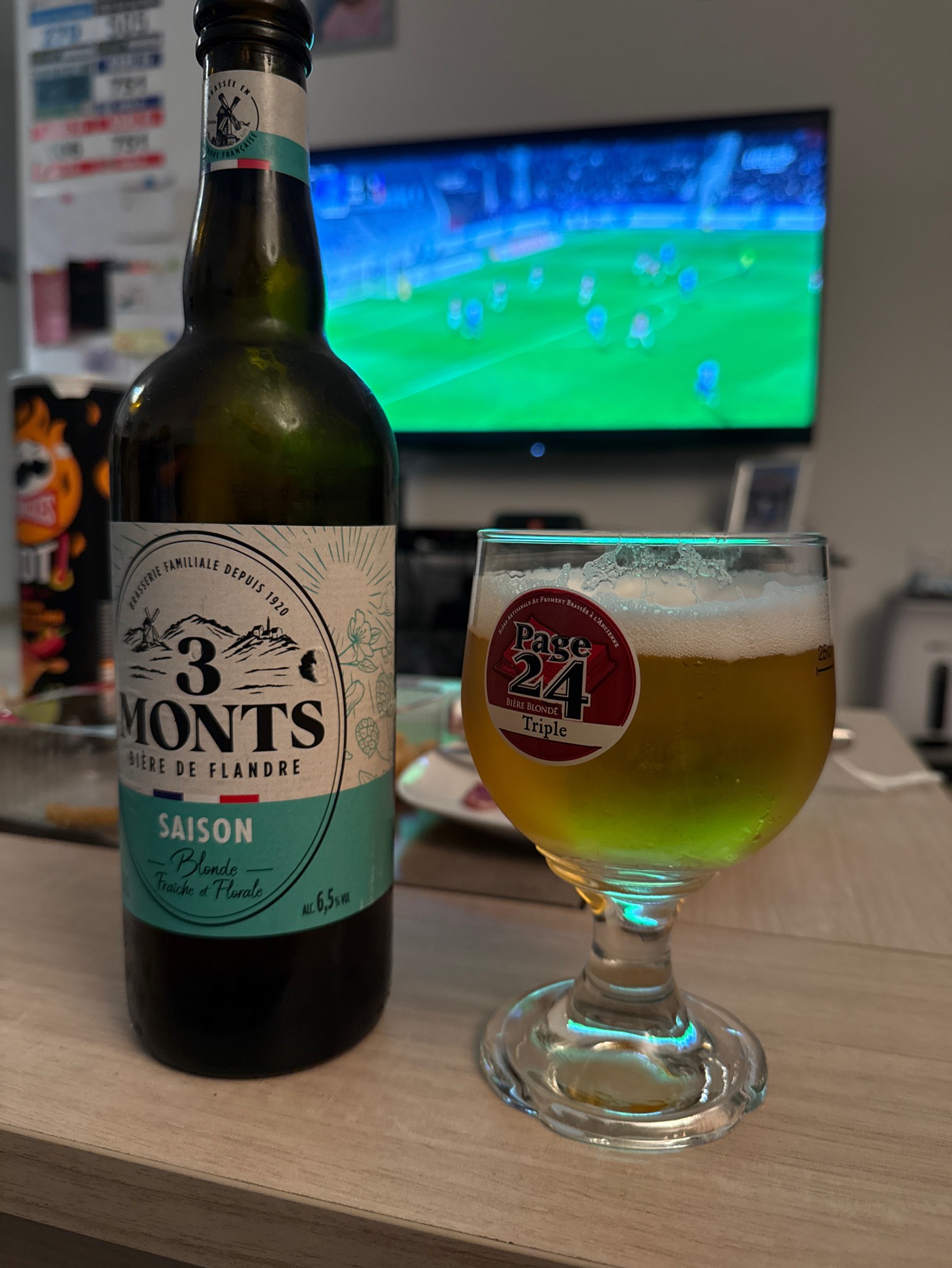 3 Monts Saison Aux 2 Houblons, France