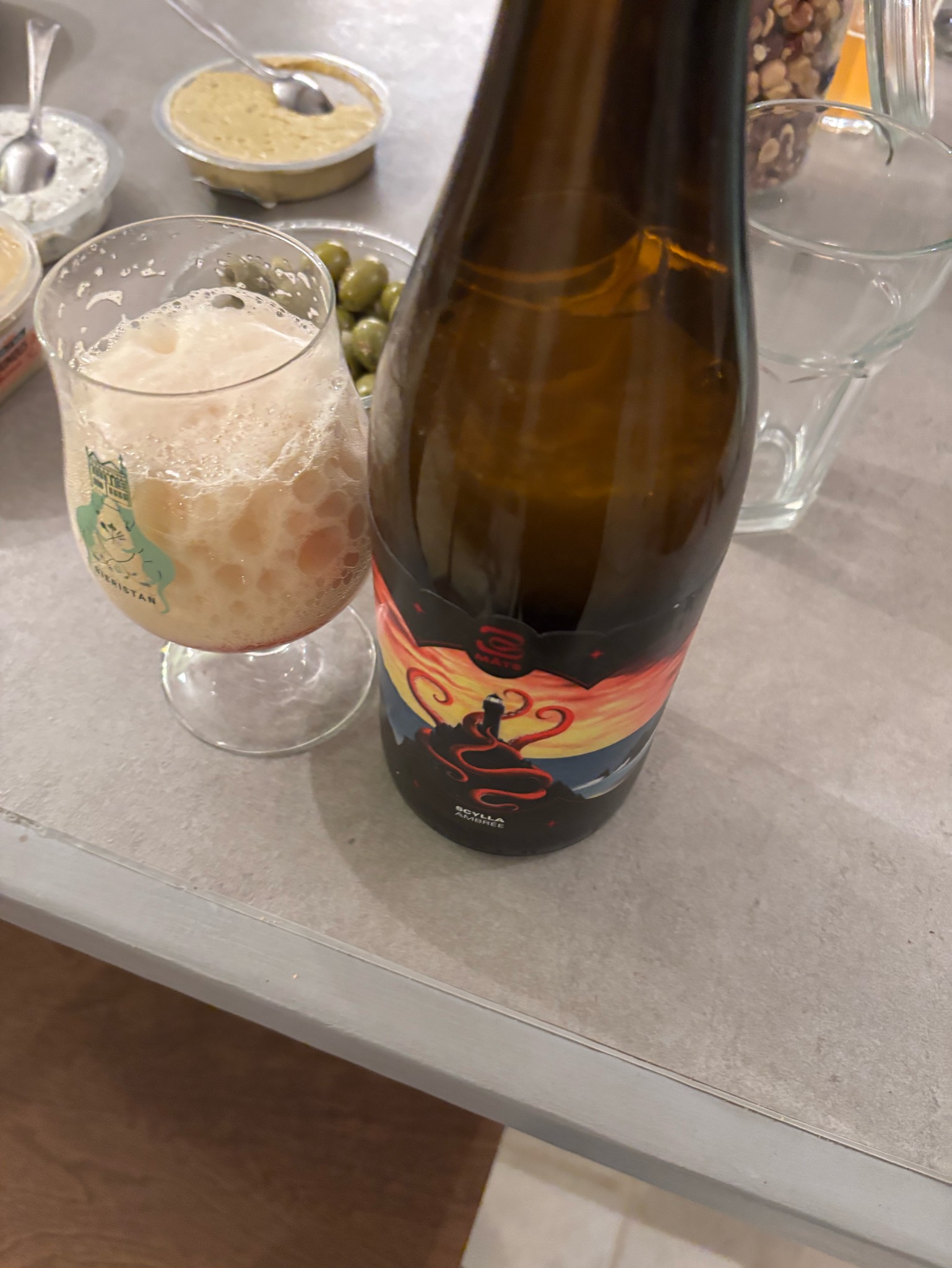 Scylla, Brasserie 3 Mâts - Onirique