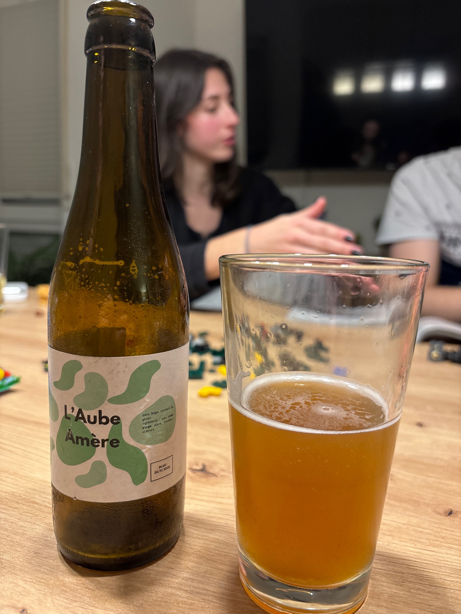 L'aube Amère, France