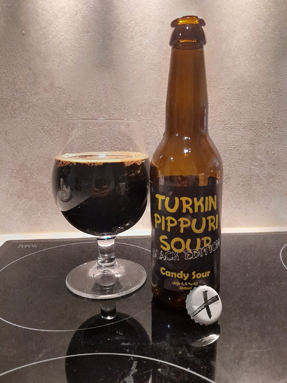 Turkinpippuri Sour Black Edition, Finland