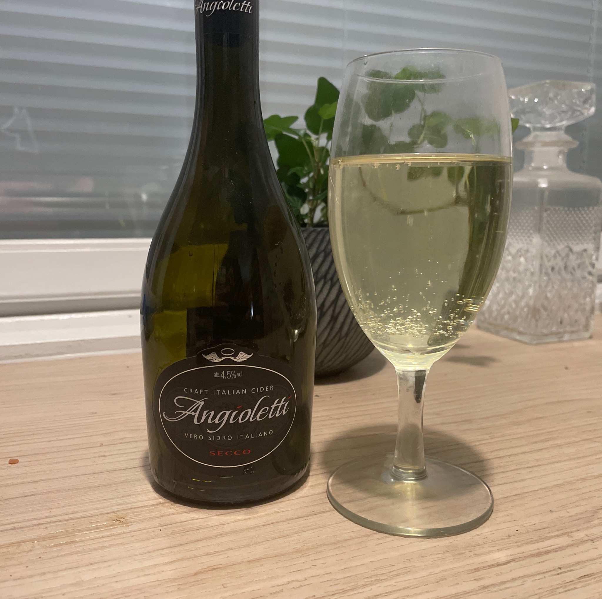 Angioletti Secco, Italy