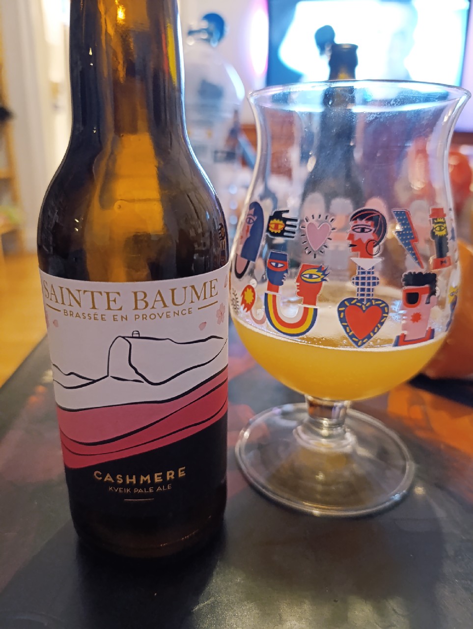 Cashmere, Brasserie De La Sainte Baume