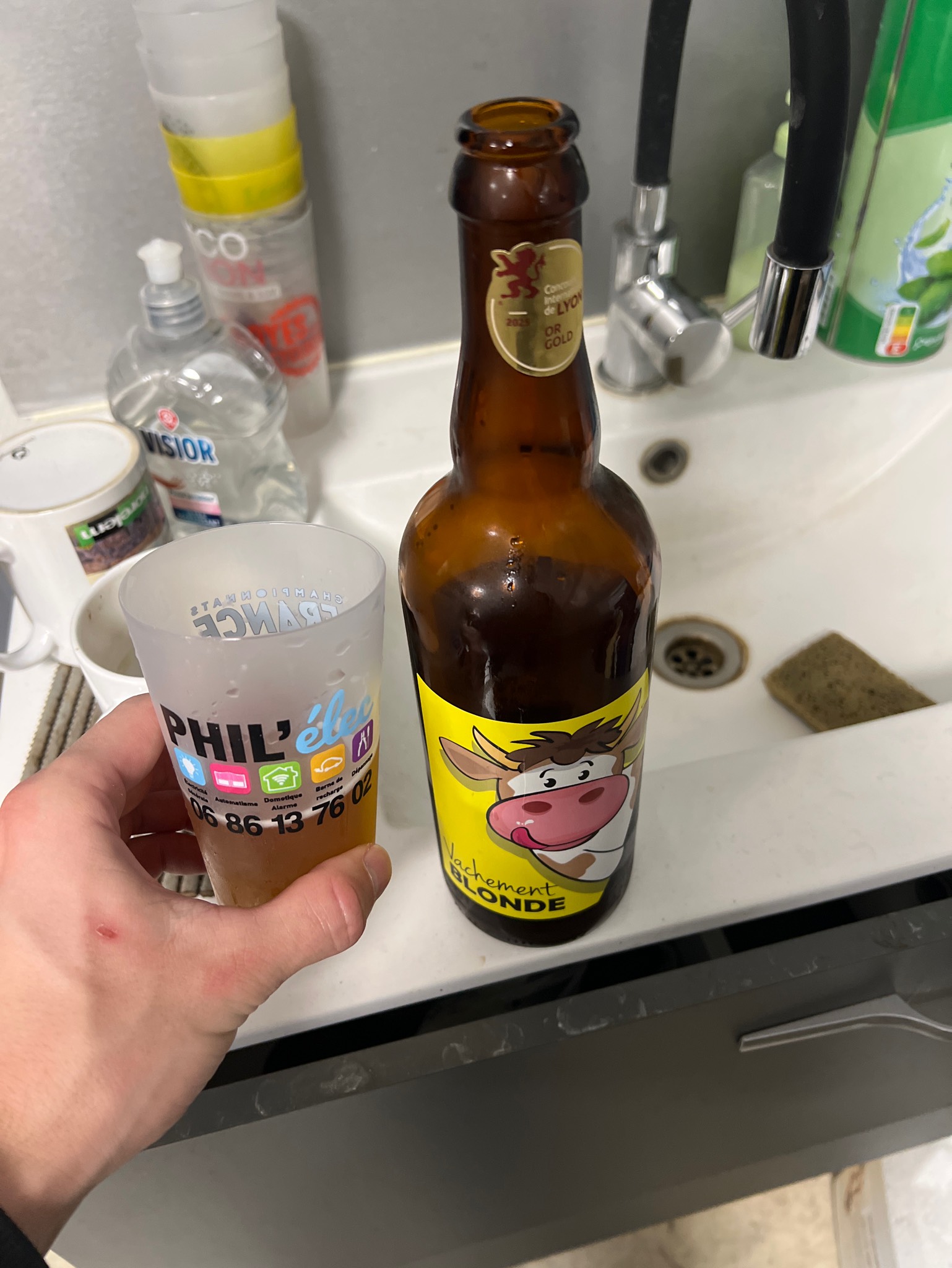 Vachement Blonde, Brasserie Vachement Jura