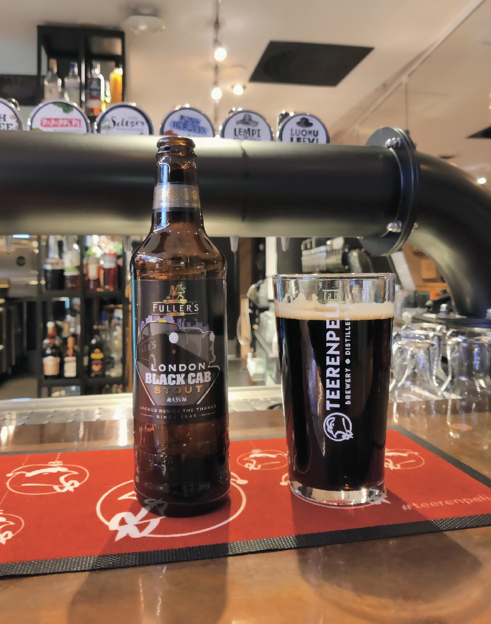 Black Cab, Fuller's Griffin Brewery (Asahi Breweries)