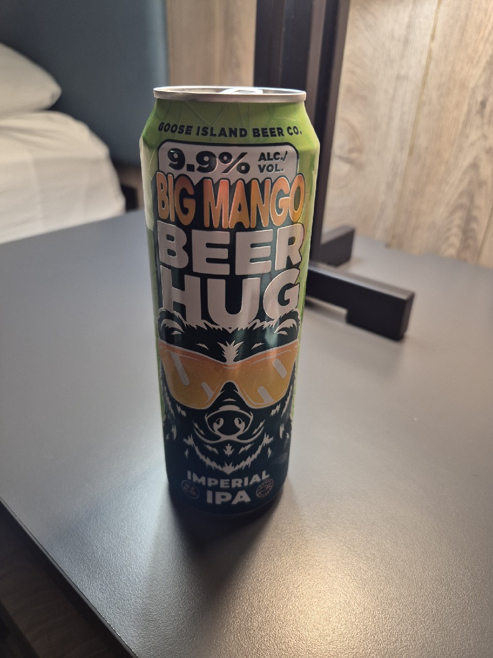 big mango beer hug, Goose Island Beer Company (AB-InBev)