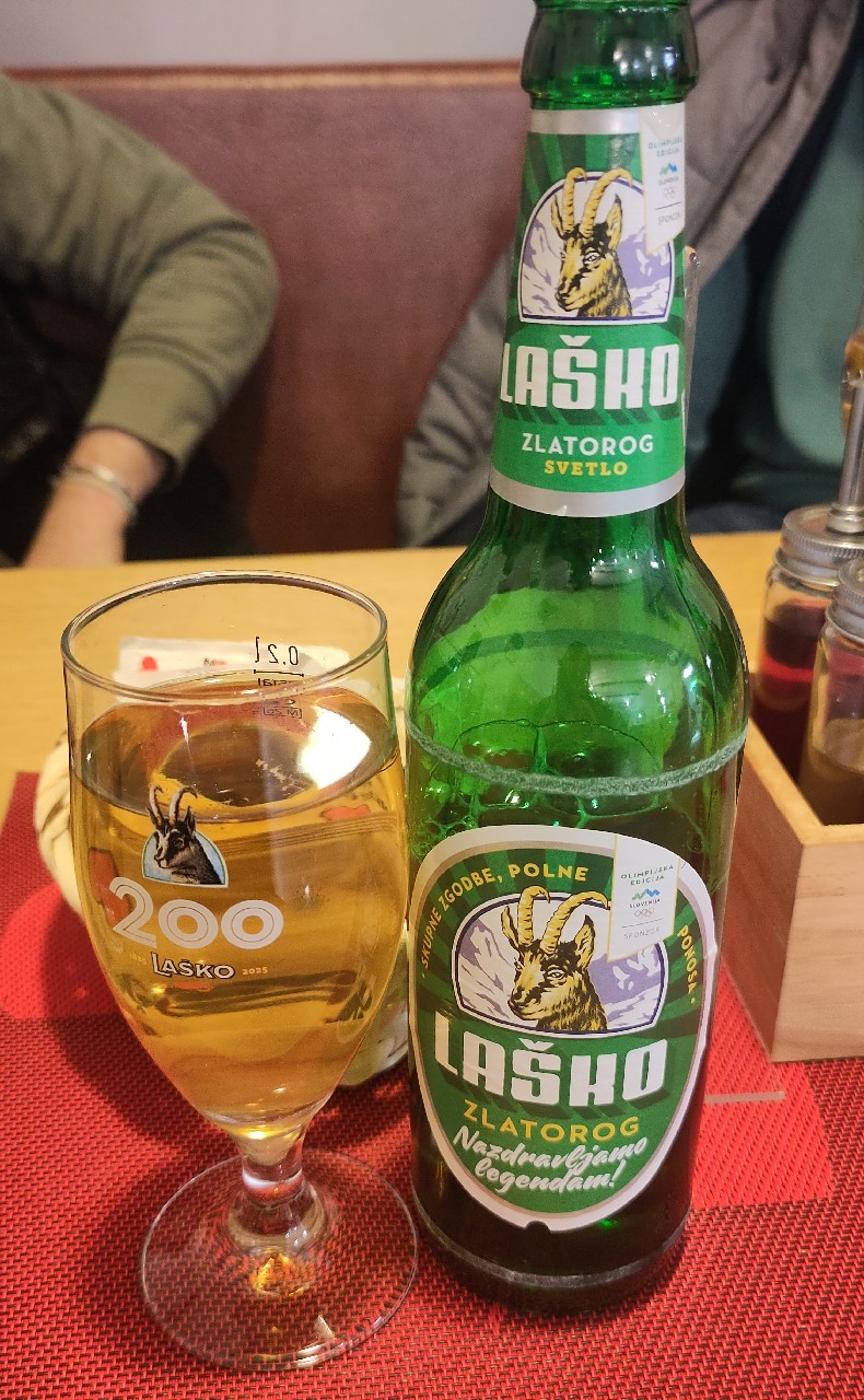 Laško Zlatorog Svetlo / Lager, Slovenia