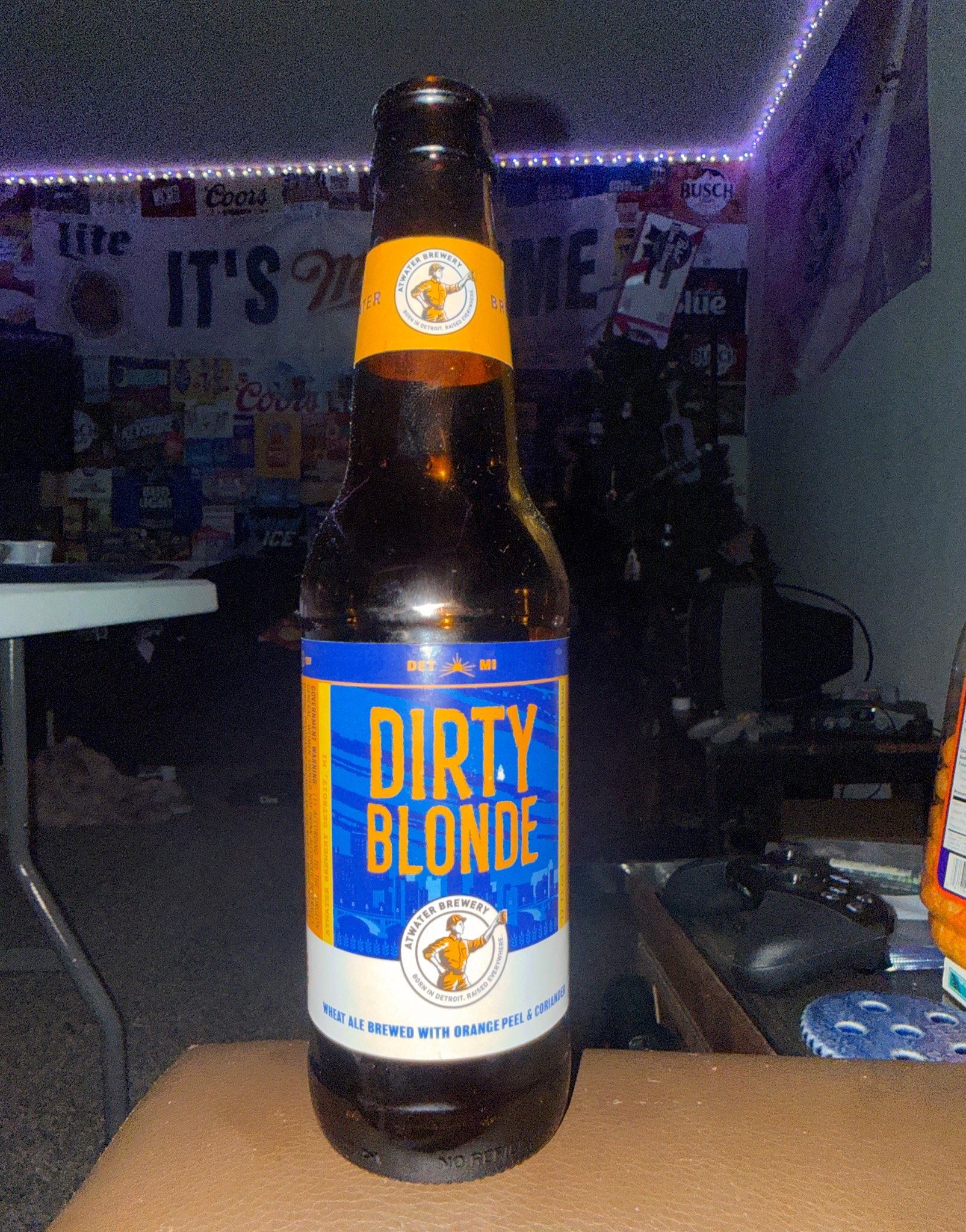 Dirty Blonde, United States