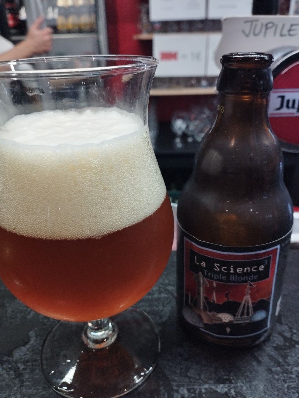 La Science Triple Blonde, Belgium