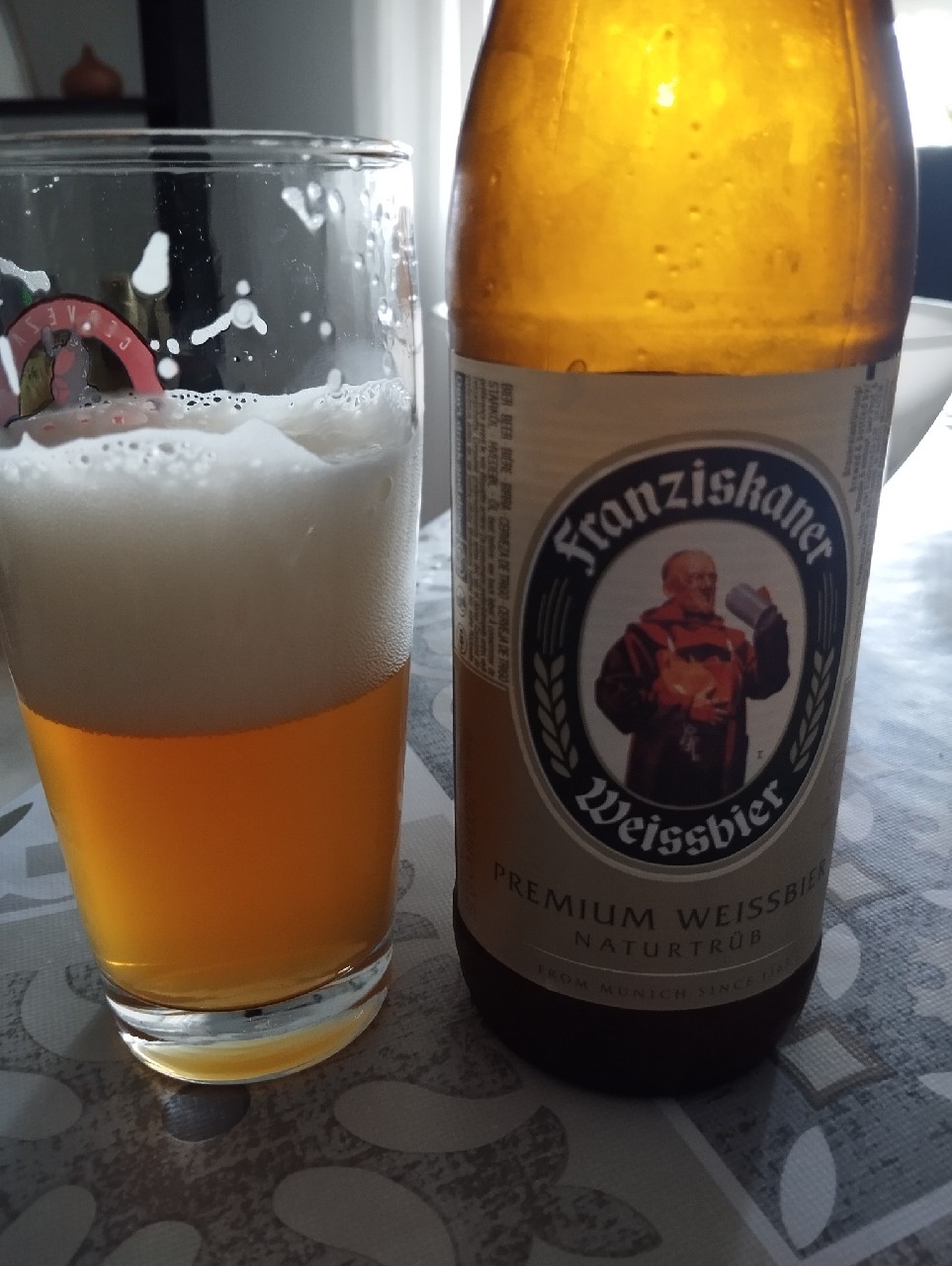 Franziskaner Premium Weissbier Naturtrüb, Germany
