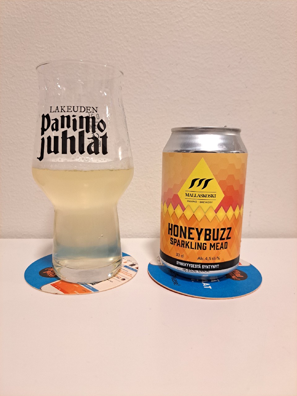 HoneyBuzz Sparkling Mead, Finland