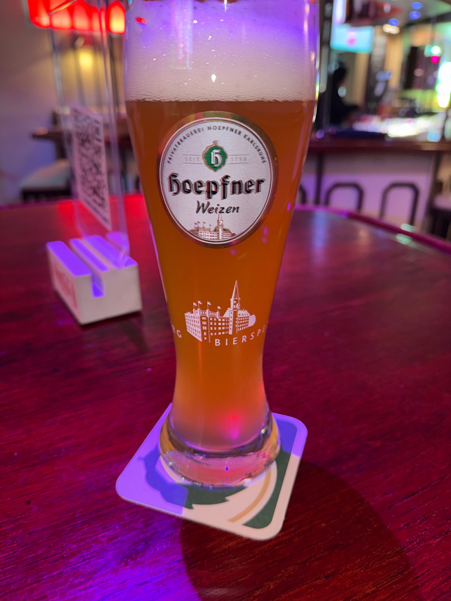 Hoepfner Hefeweizen Naturtrüb, Privatbrauerei Hoepfner
