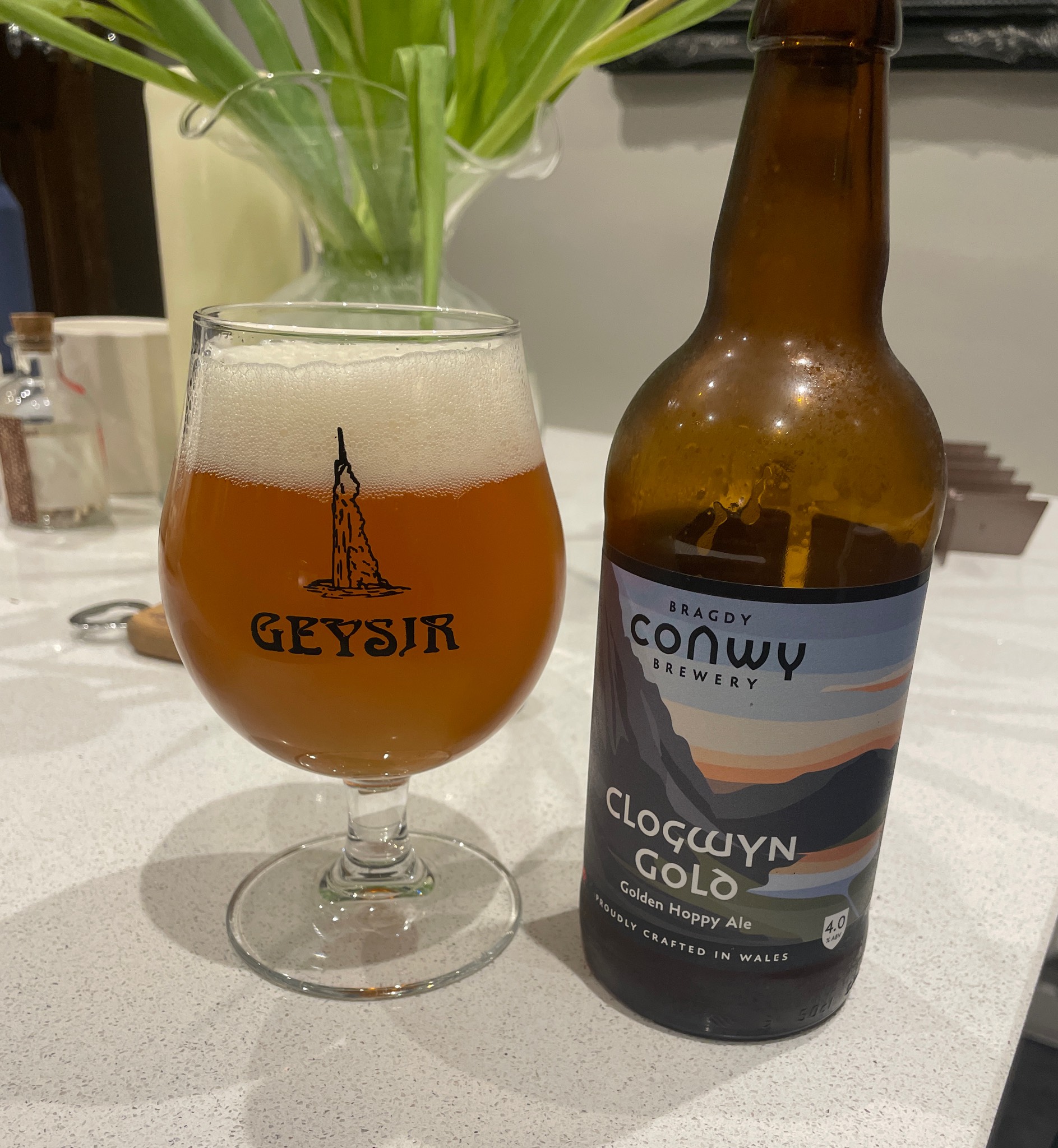 Clogwyn Gold, Conwy Brewery