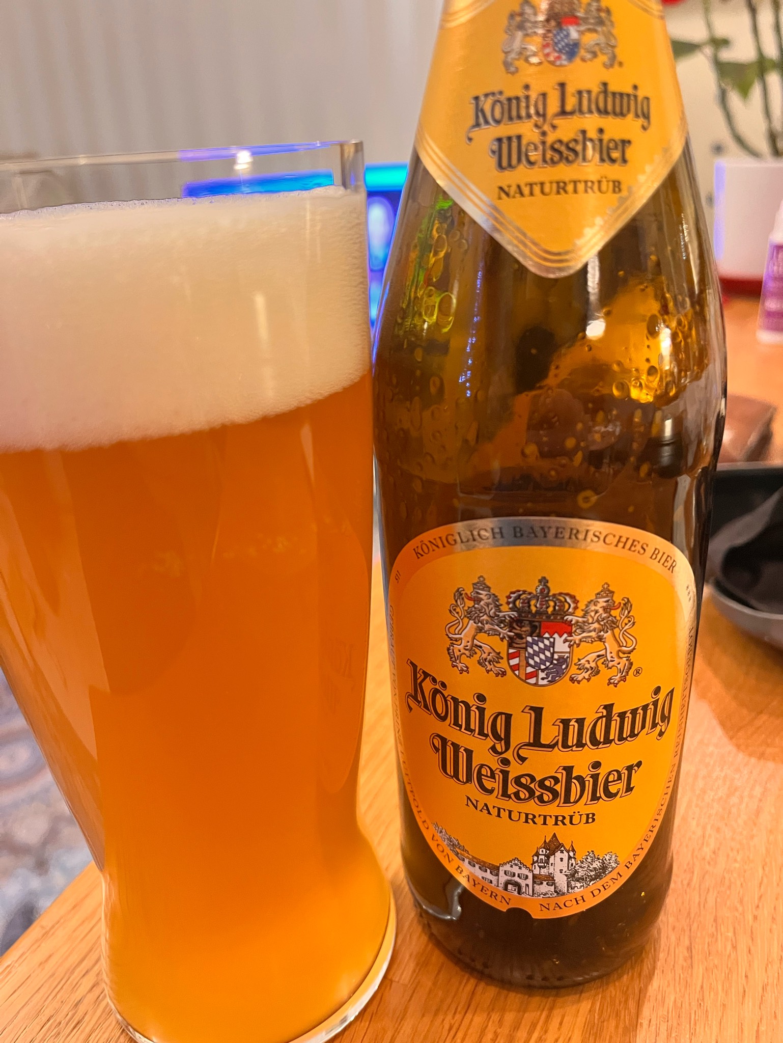 König Ludwig Weissbier Hell, König Ludwig Schlossbrauerei Kaltenberg (Warsteiner)