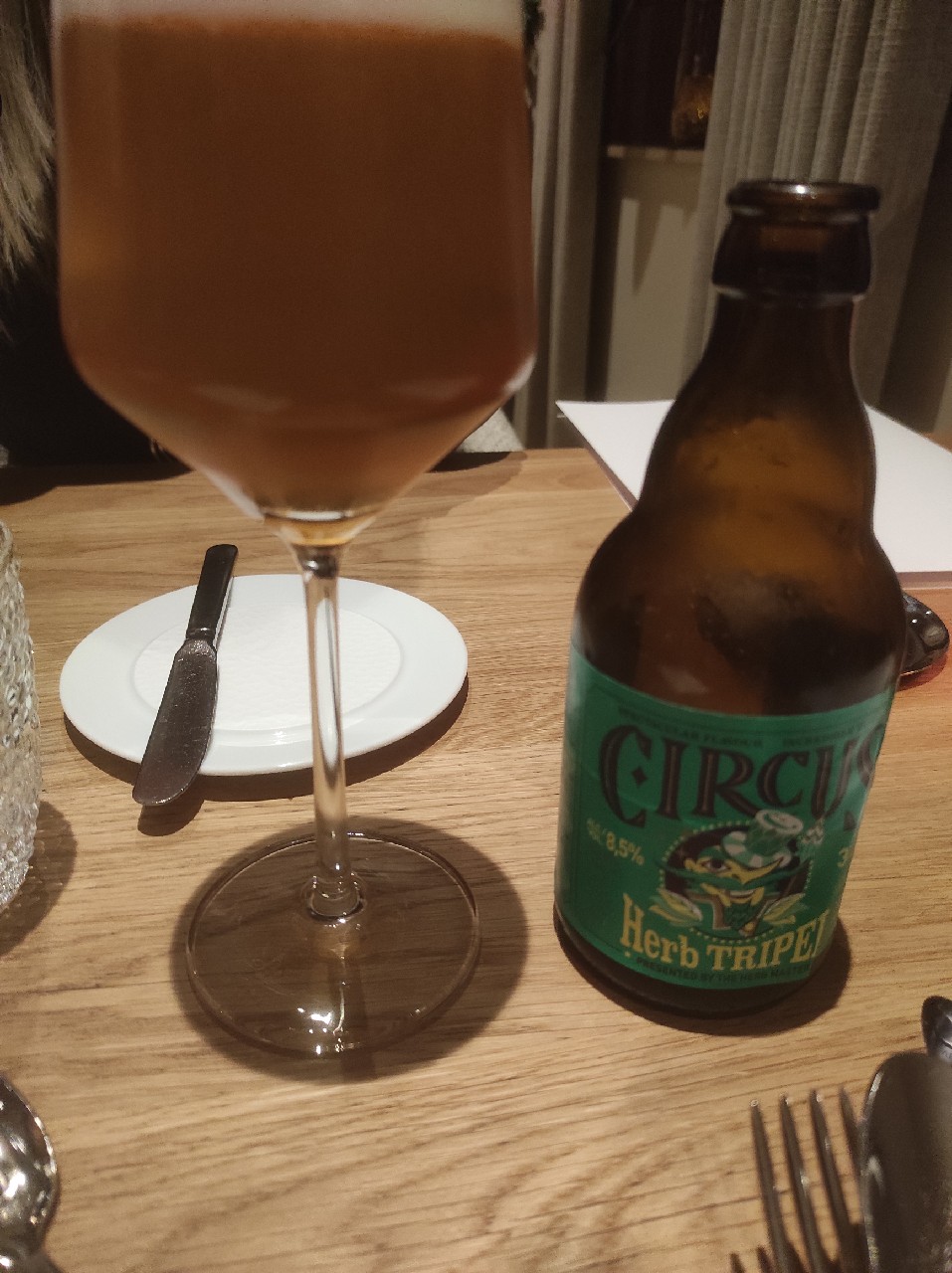 Circus Herberg Tripel, Belgium