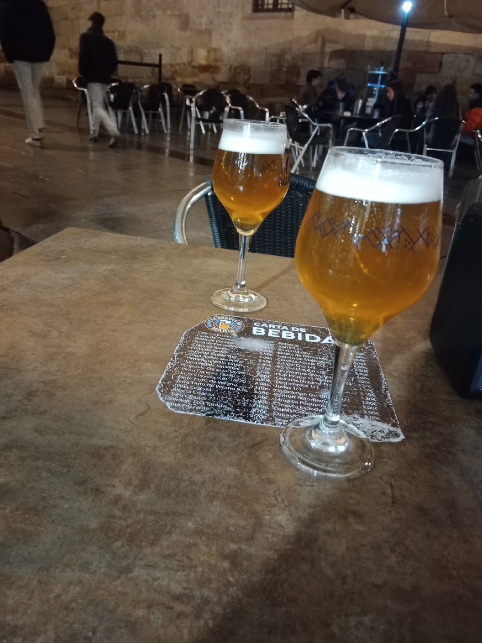 El Águila Sin Filtrar, Spain