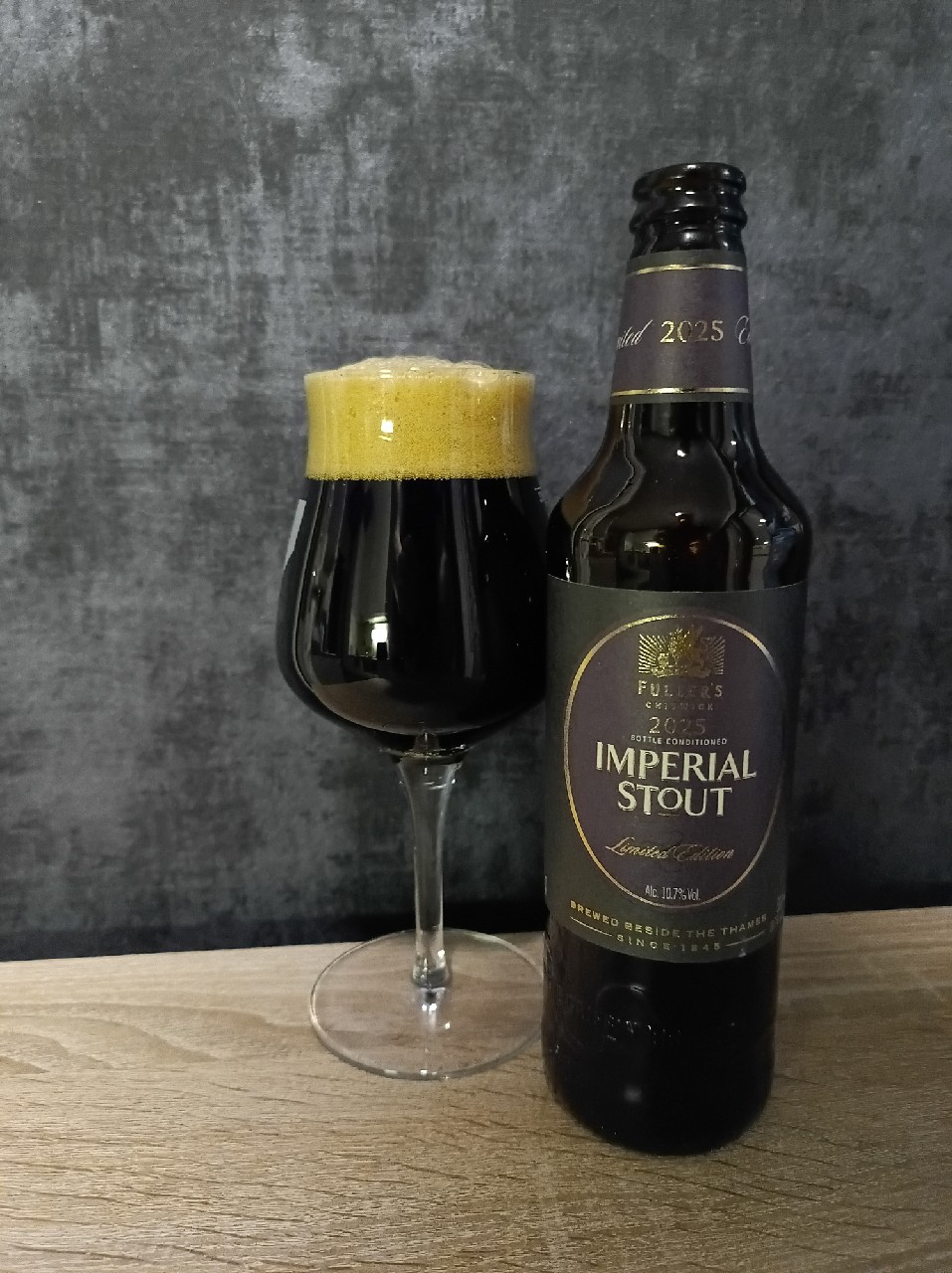 Imperial Stout (2025), Fuller's Griffin Brewery (Asahi Breweries)
