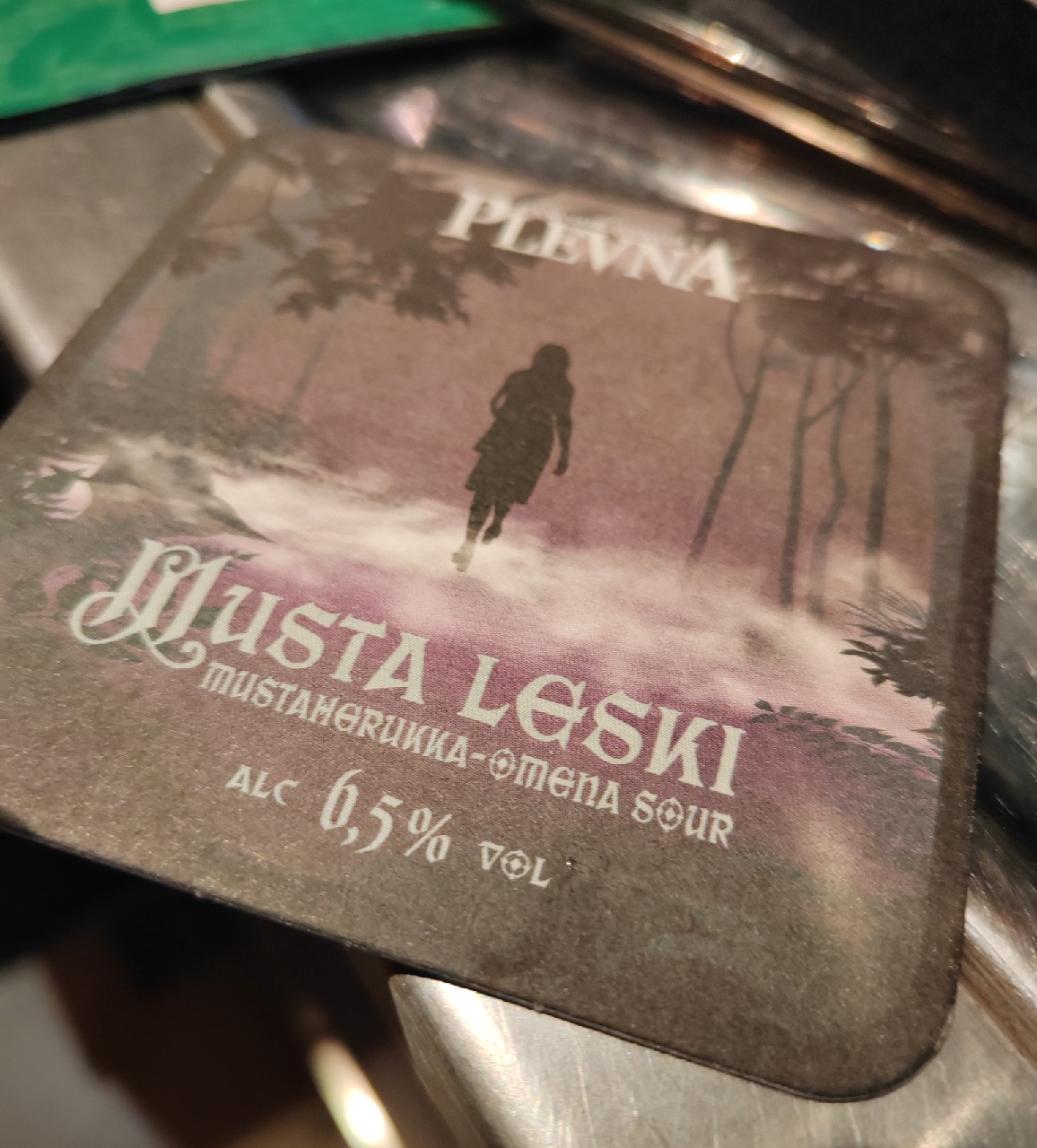 Musta leski, Finland