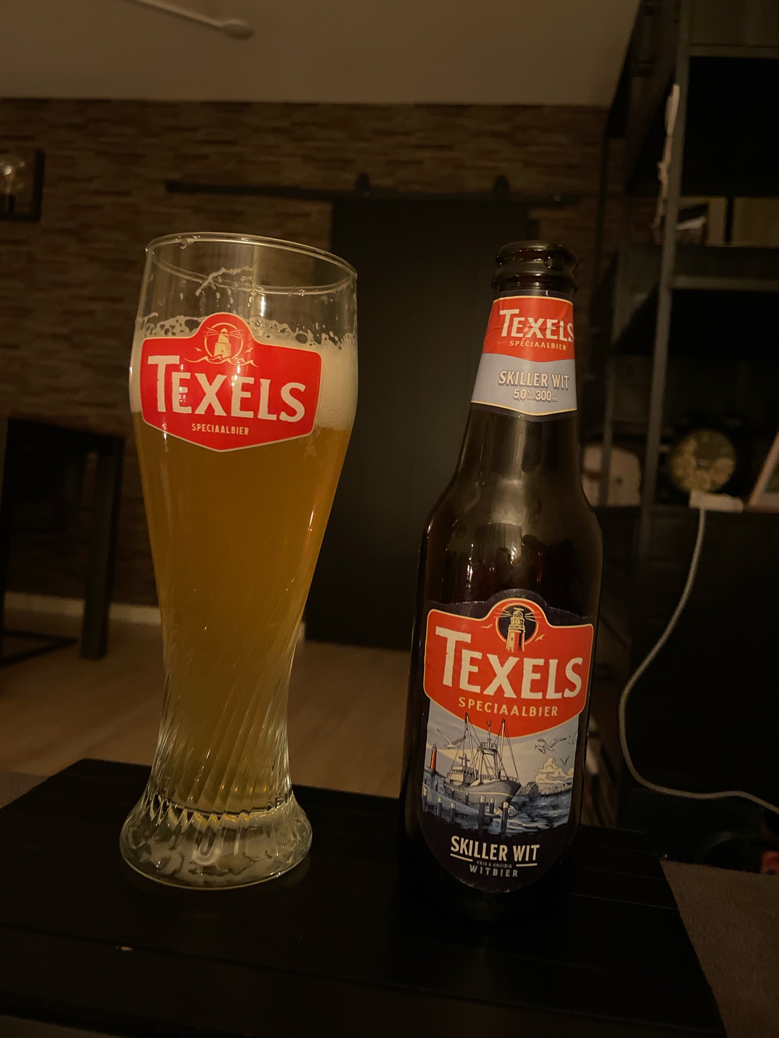 Skiller Wit, Netherlands