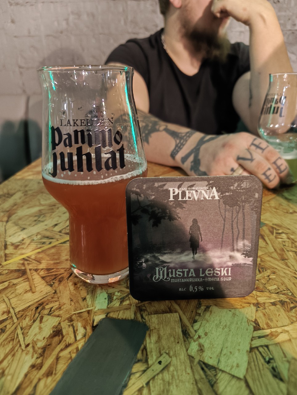 Musta leski, Finland