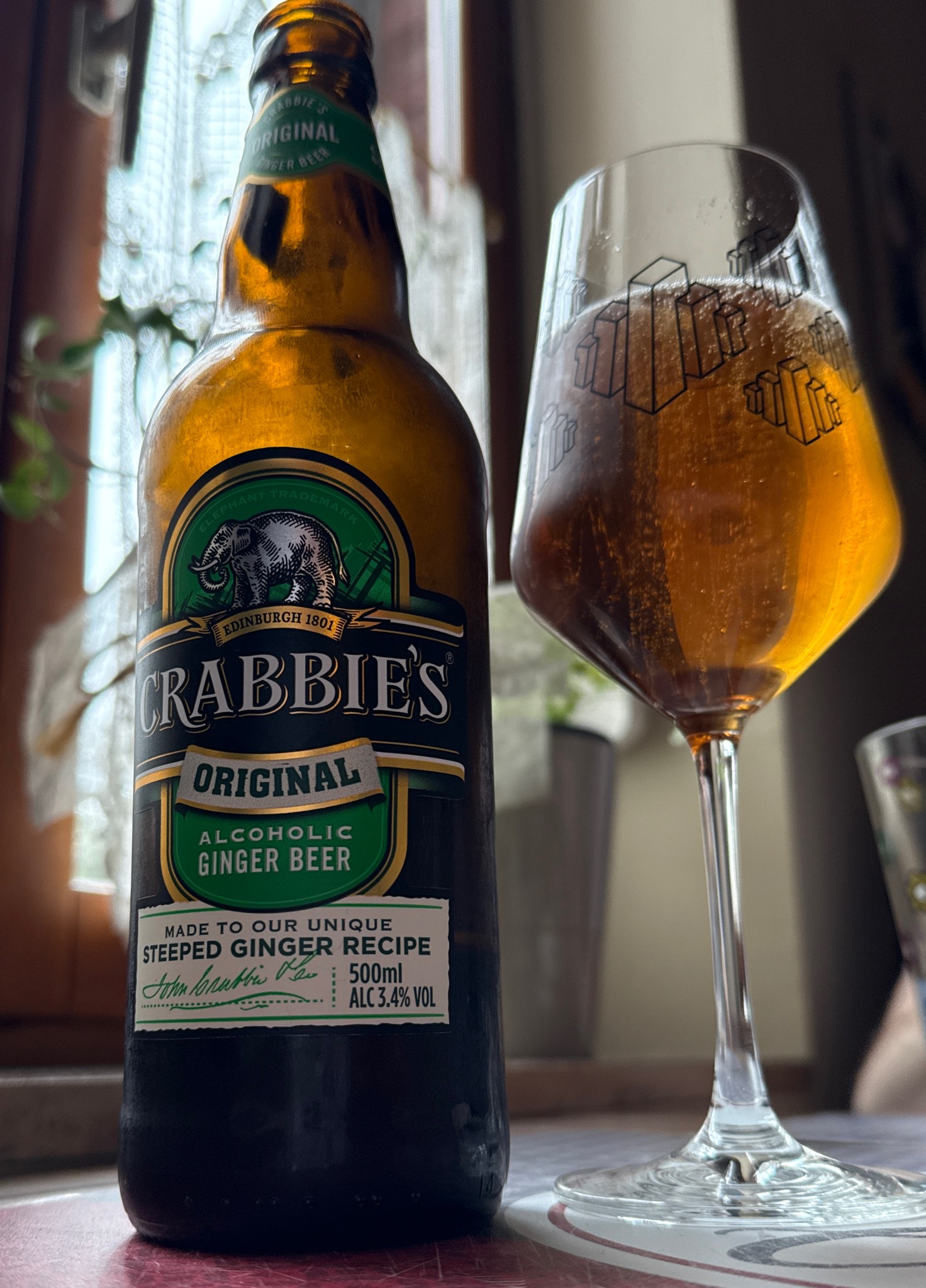 Crabbie's Original Alcoholic Ginger Beer, John Crabbie & Co