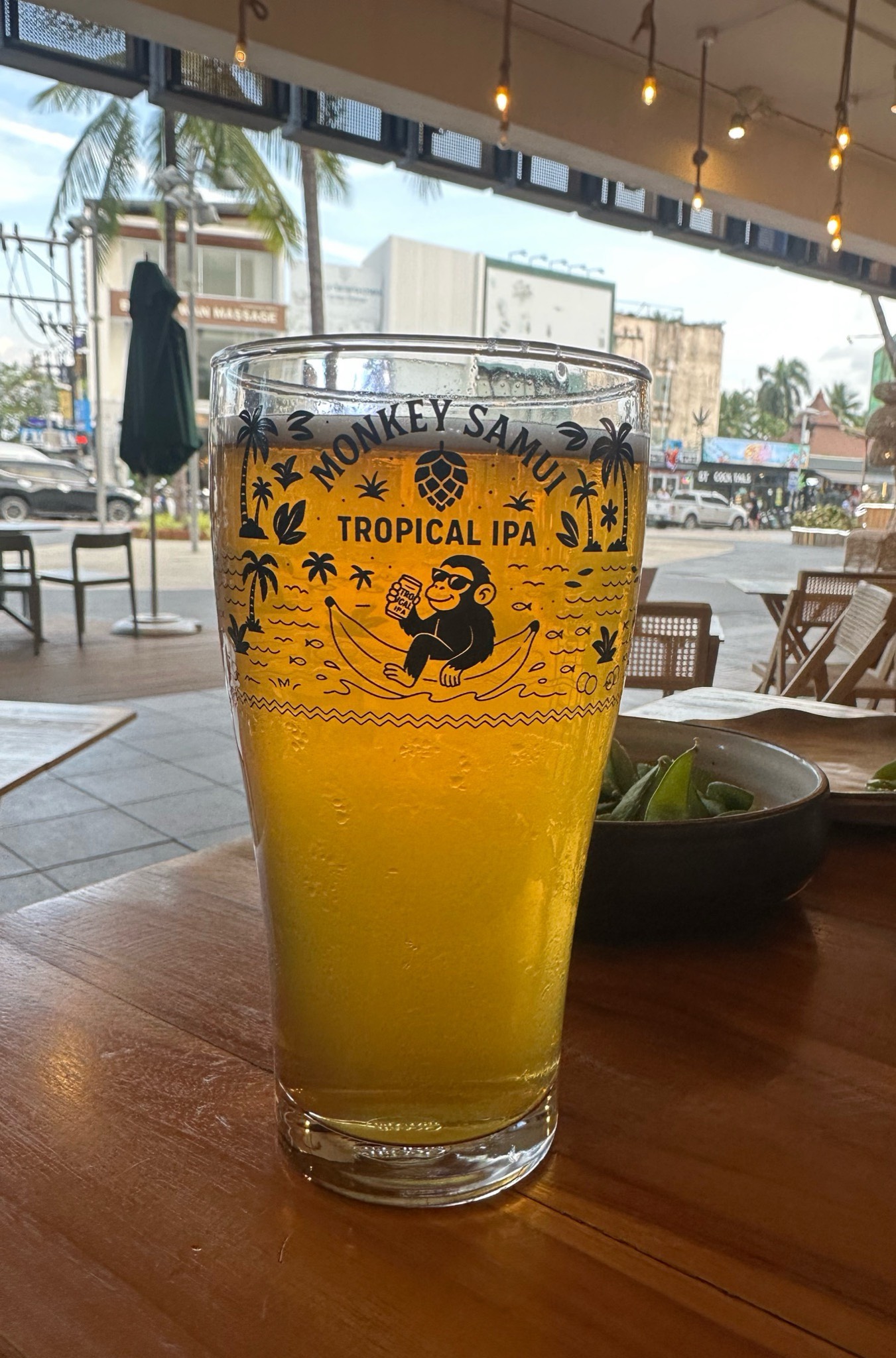 UPB LAND SLIDE IPA, Bees Knees Brewpub Koh Samui